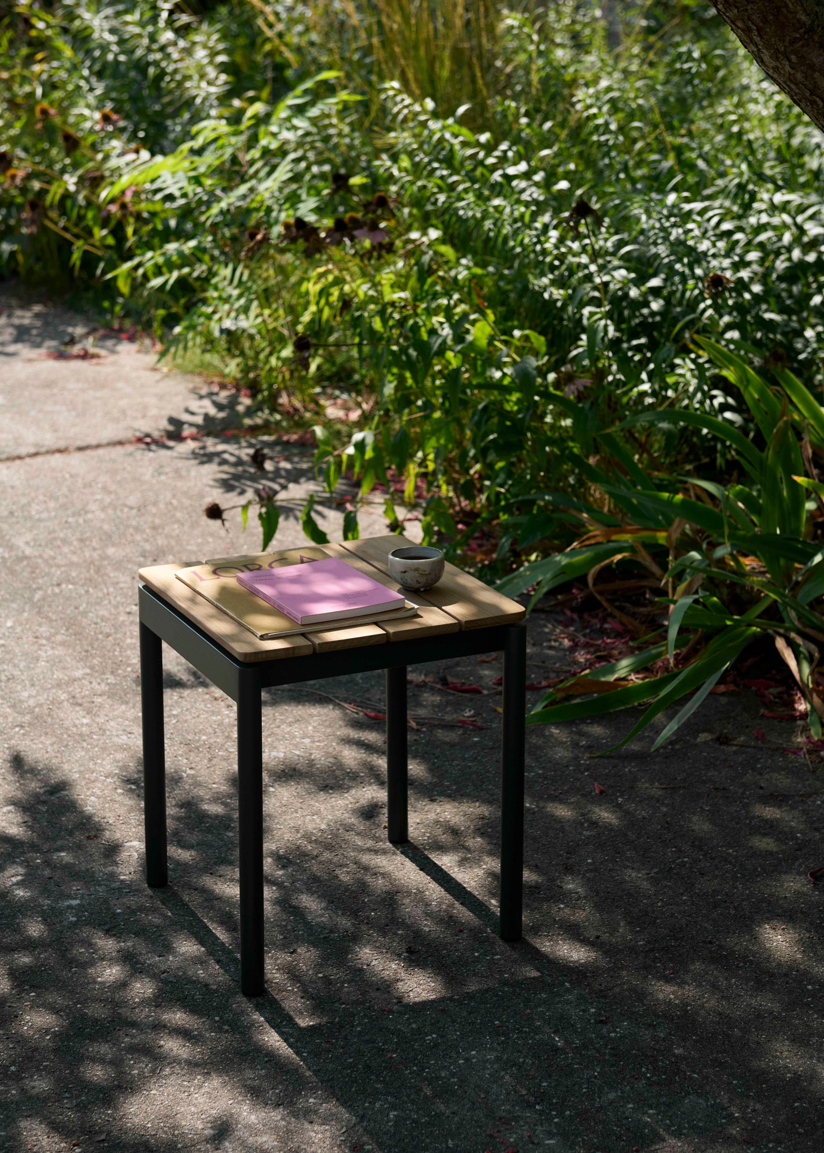 Outdoor stool VILLE AV47 teak wood with black base