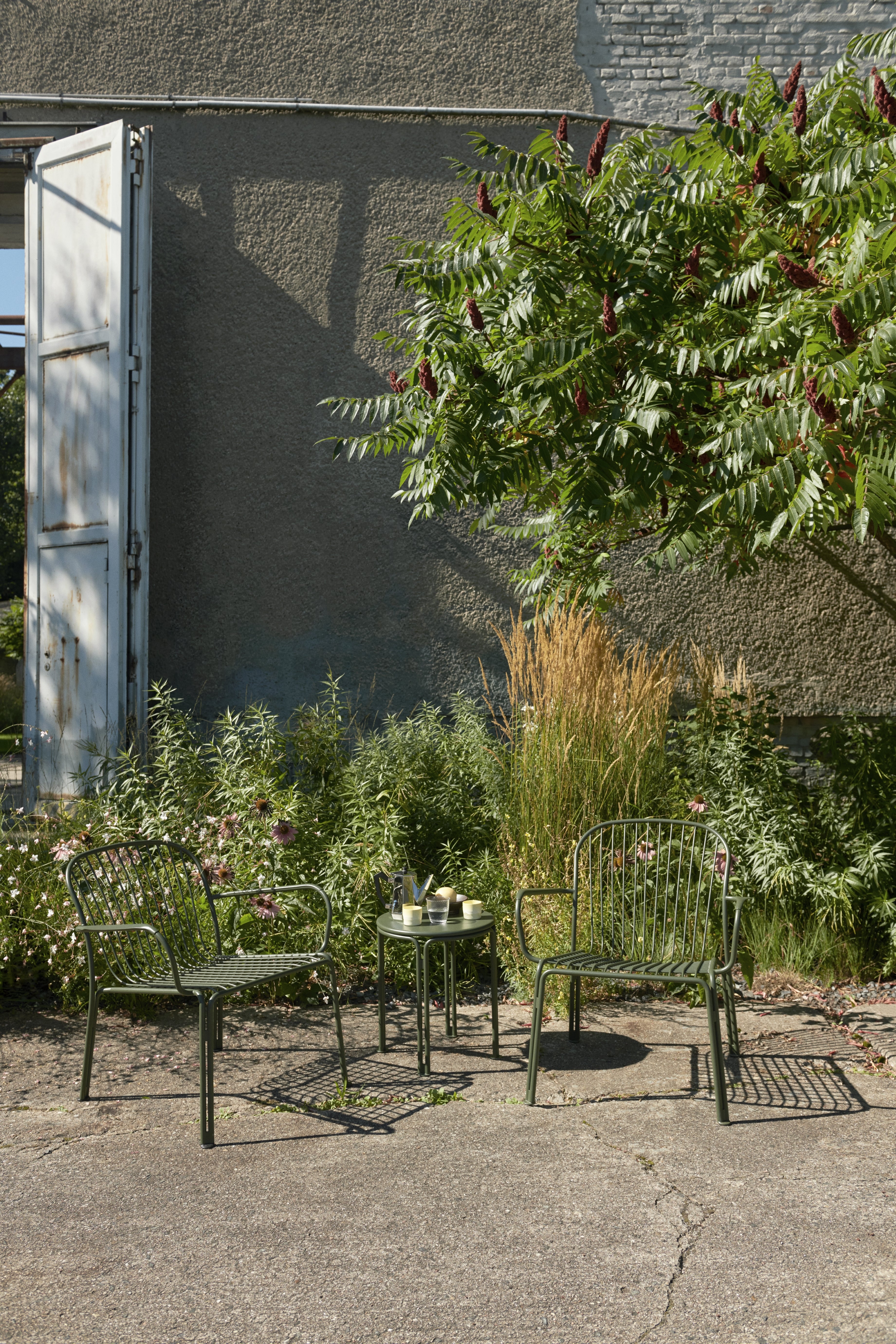 THORVALD SC102 Outdoor Side Table Ivory