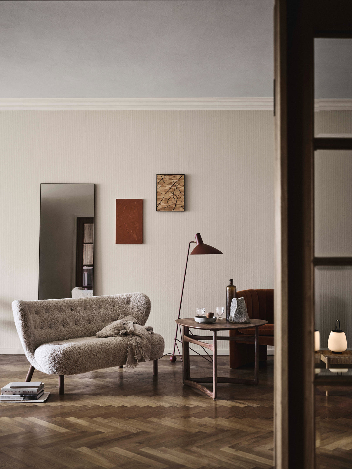 Wall mirror SILLON SH7 with a steel frame