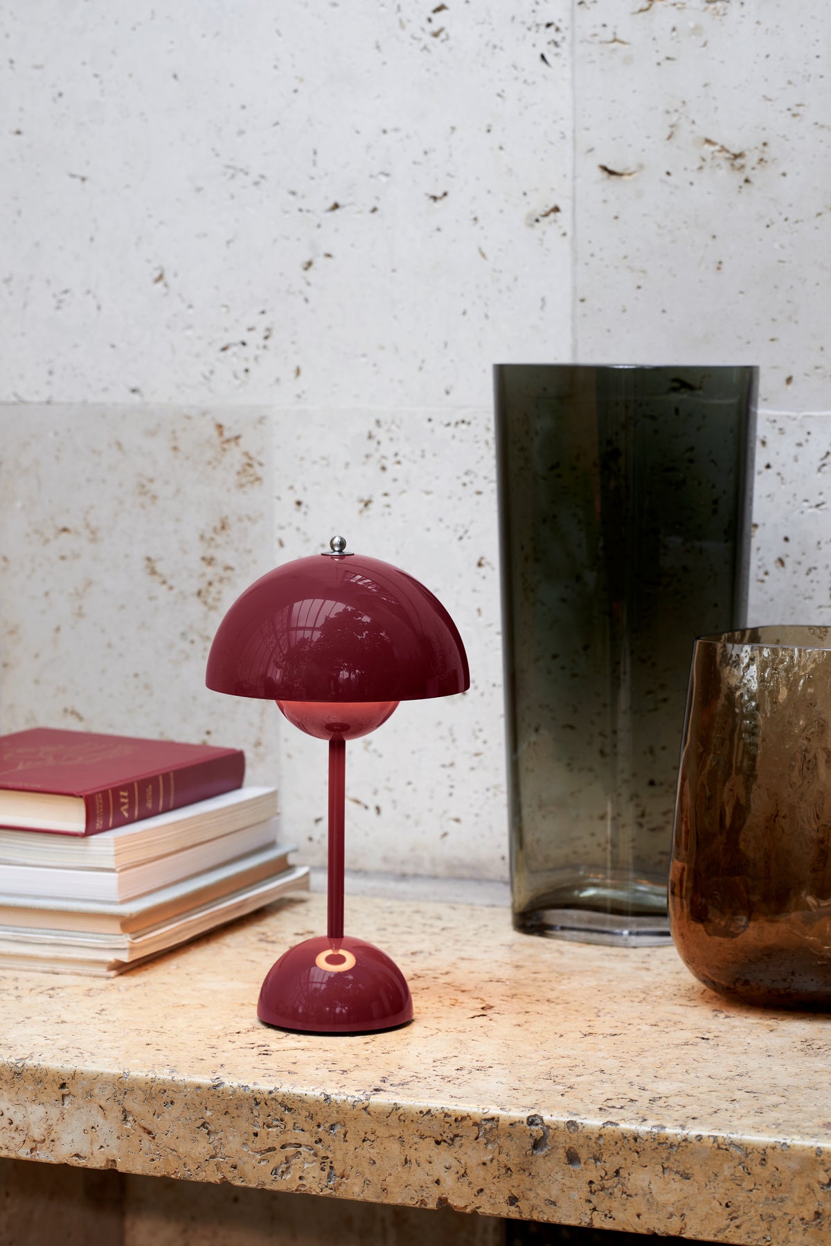 FLOWERPOT VP9 Portable Lamp in Dark Plum
