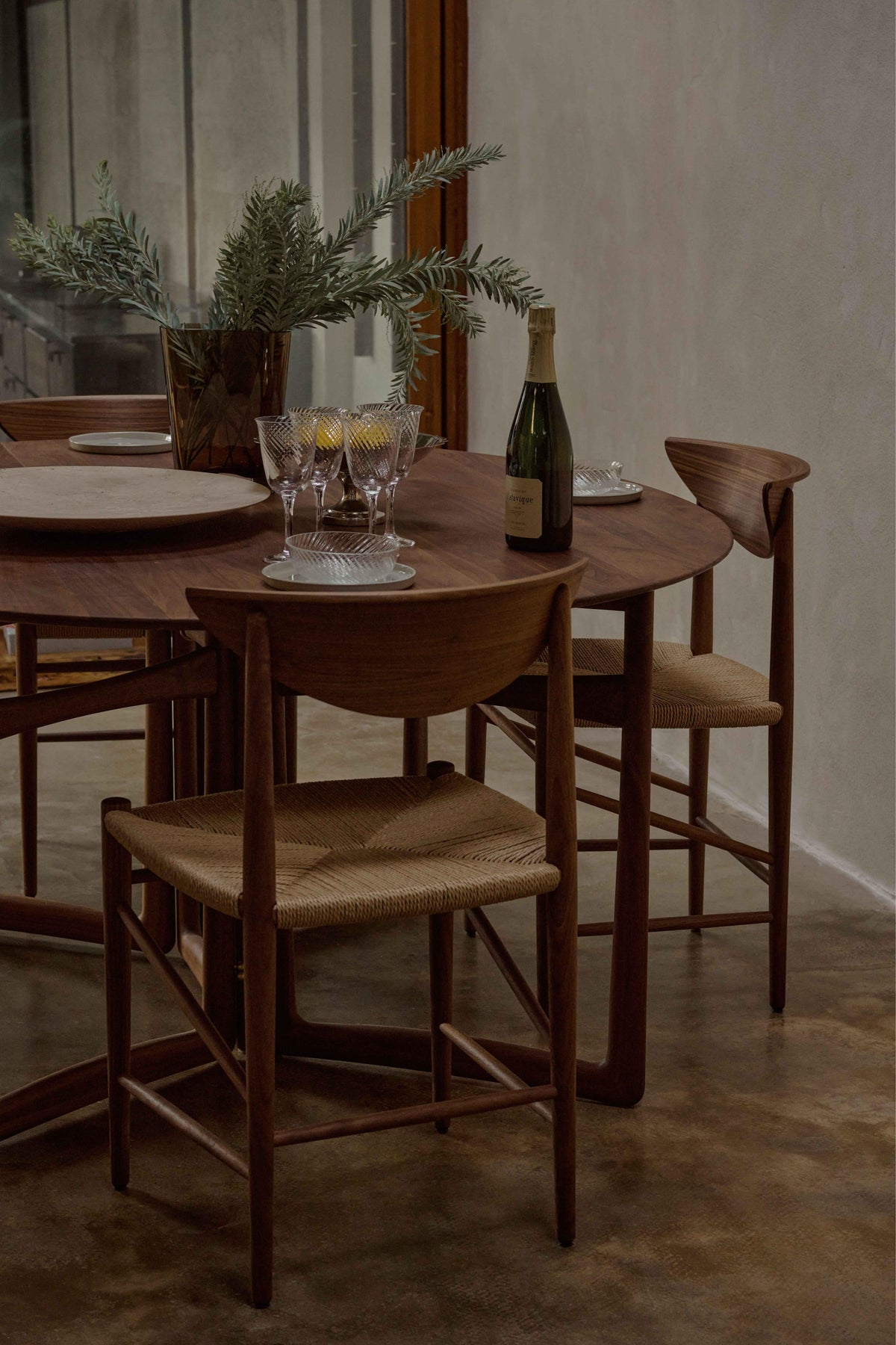 Round Folding Table DROP LEAF HM6 oiled walnut wood