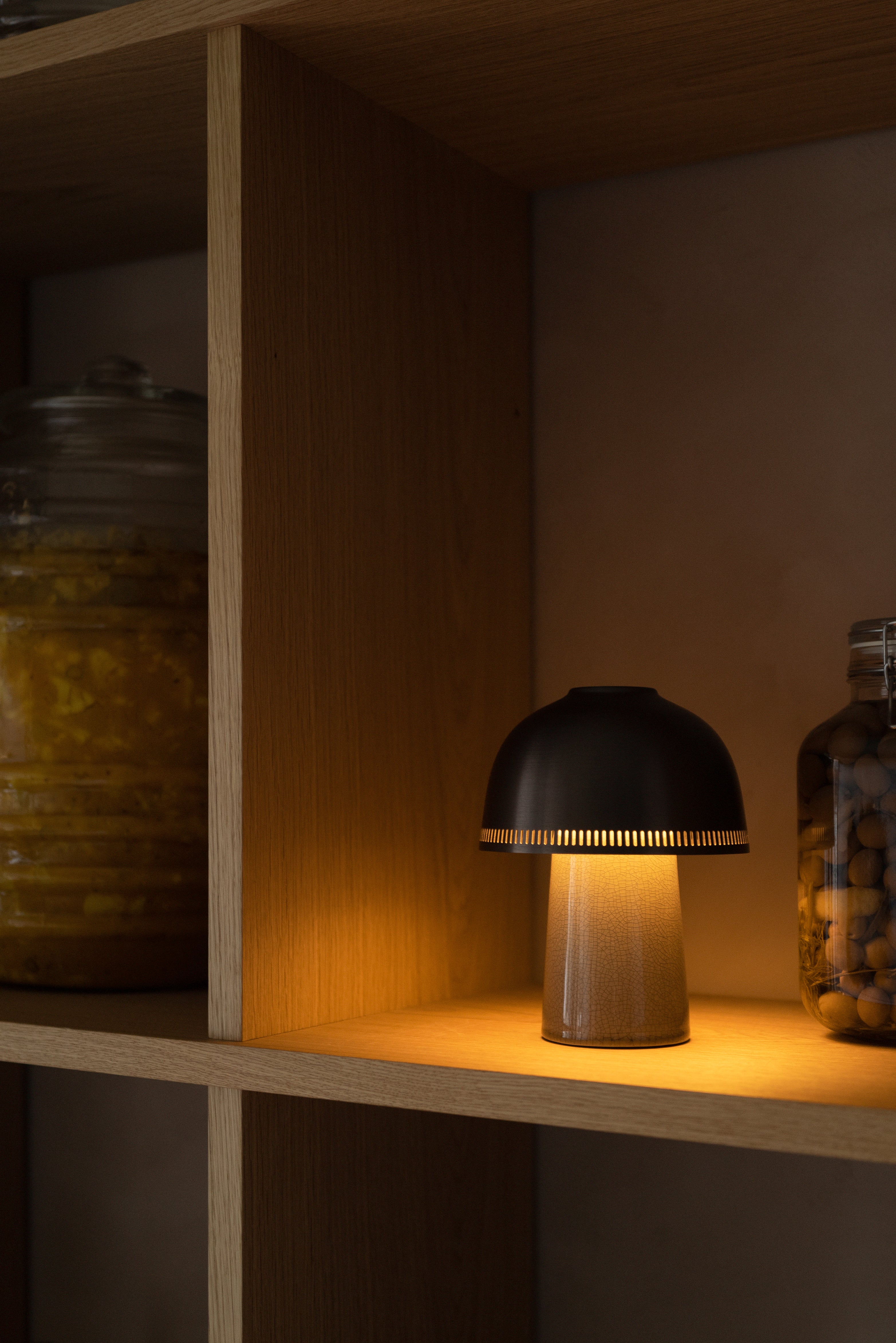 Portable lamp RAKU SH8 brown shade with beige base
