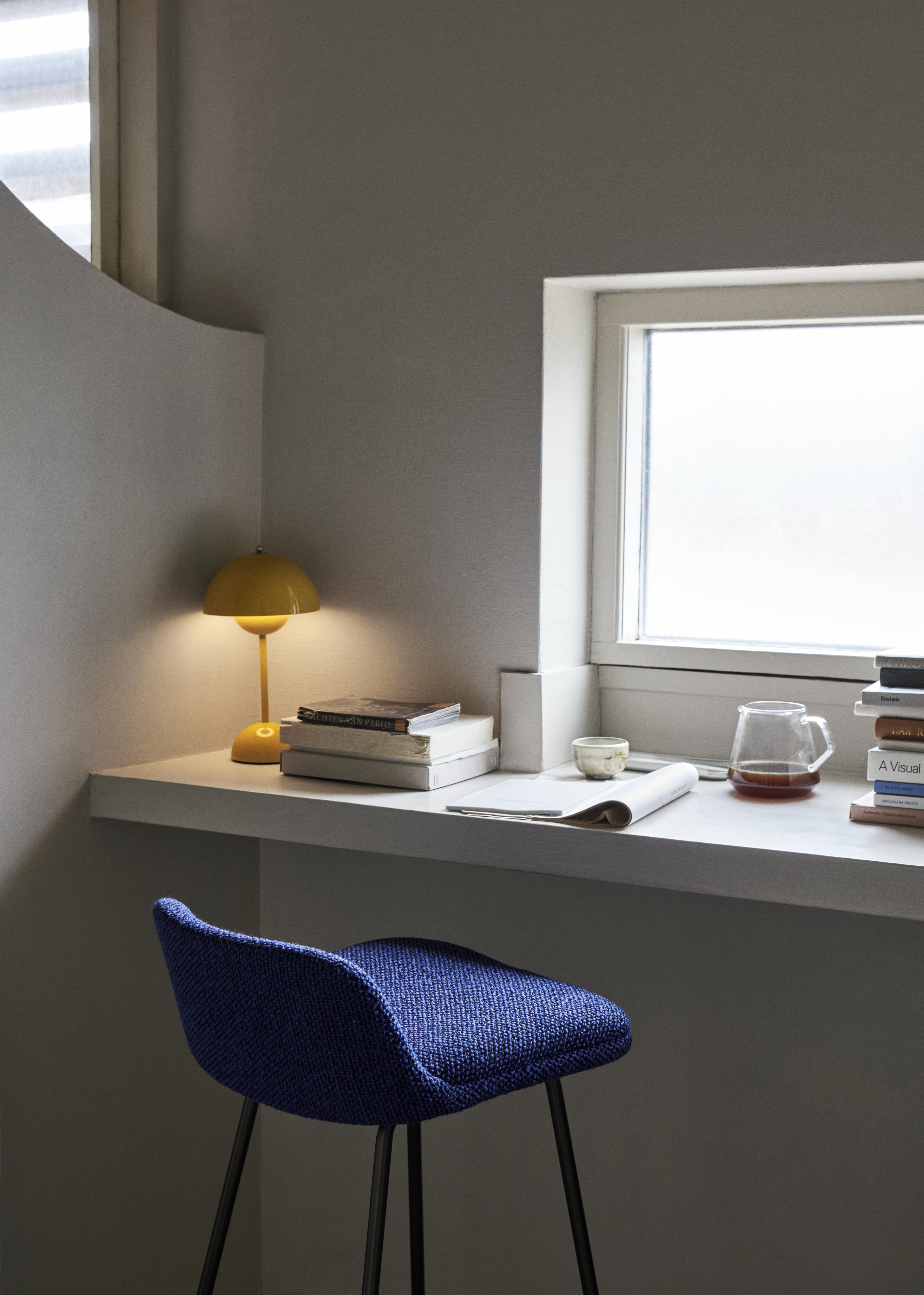 FLOWERPOT VP9 Portable Lamp in Mustard