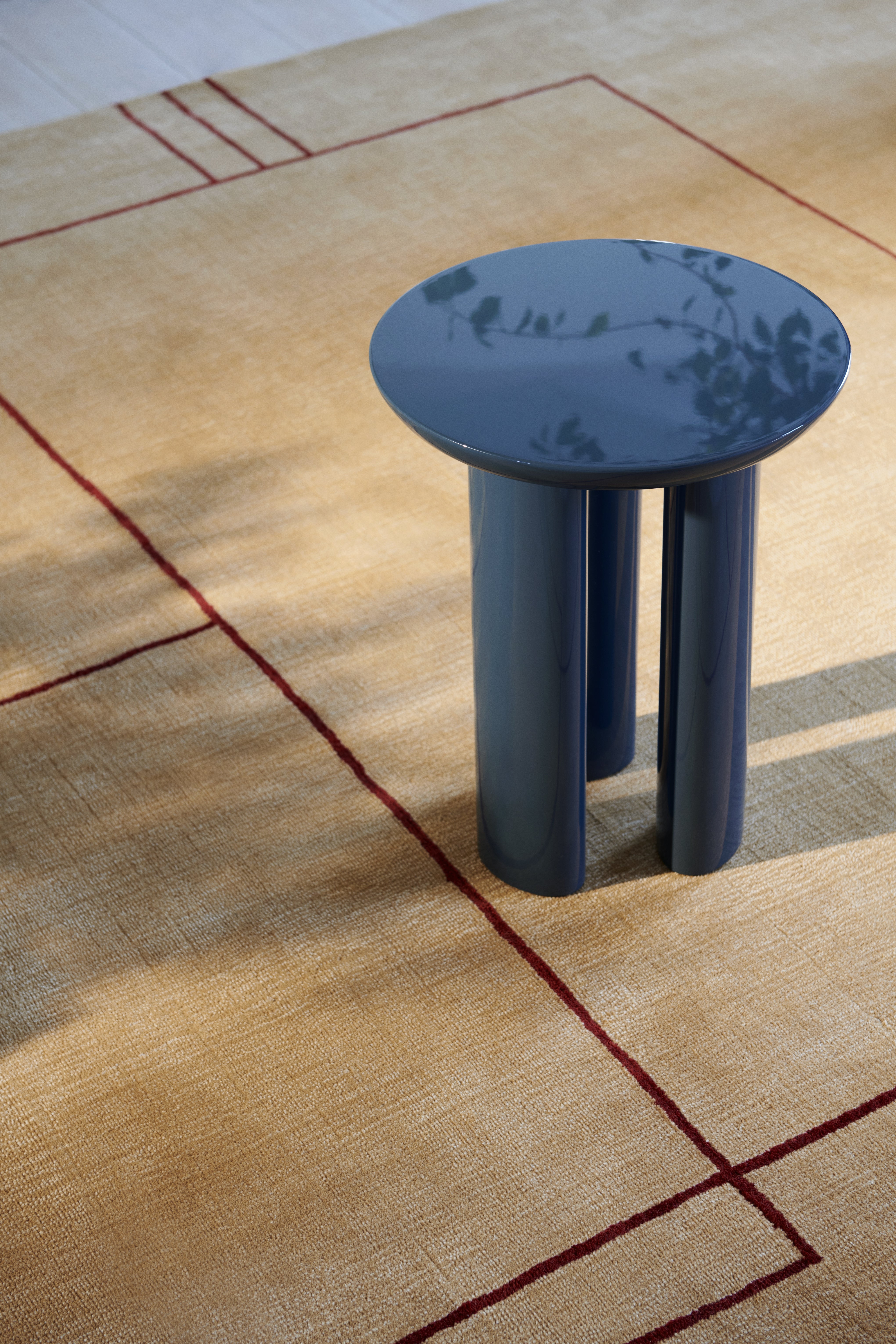 TUNG JA3 Blue Steel Side Table