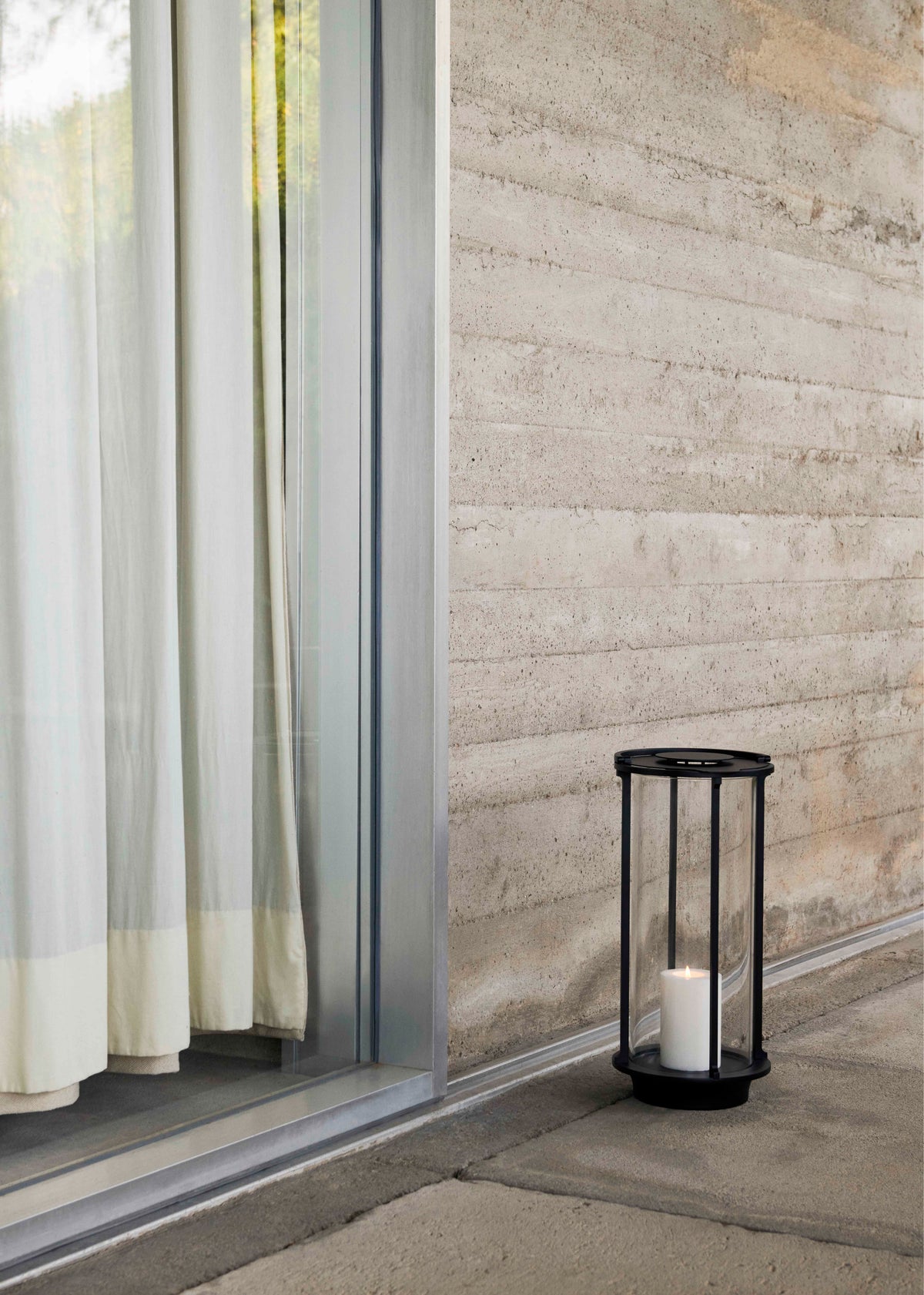 Outdoor lantern for candle HURRICANE SC83 glass and black aluminum