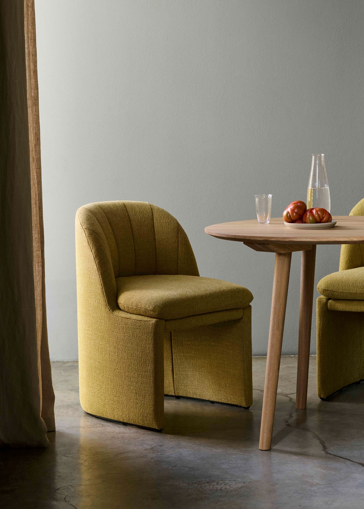 LOAFER SC106 upholstered chair