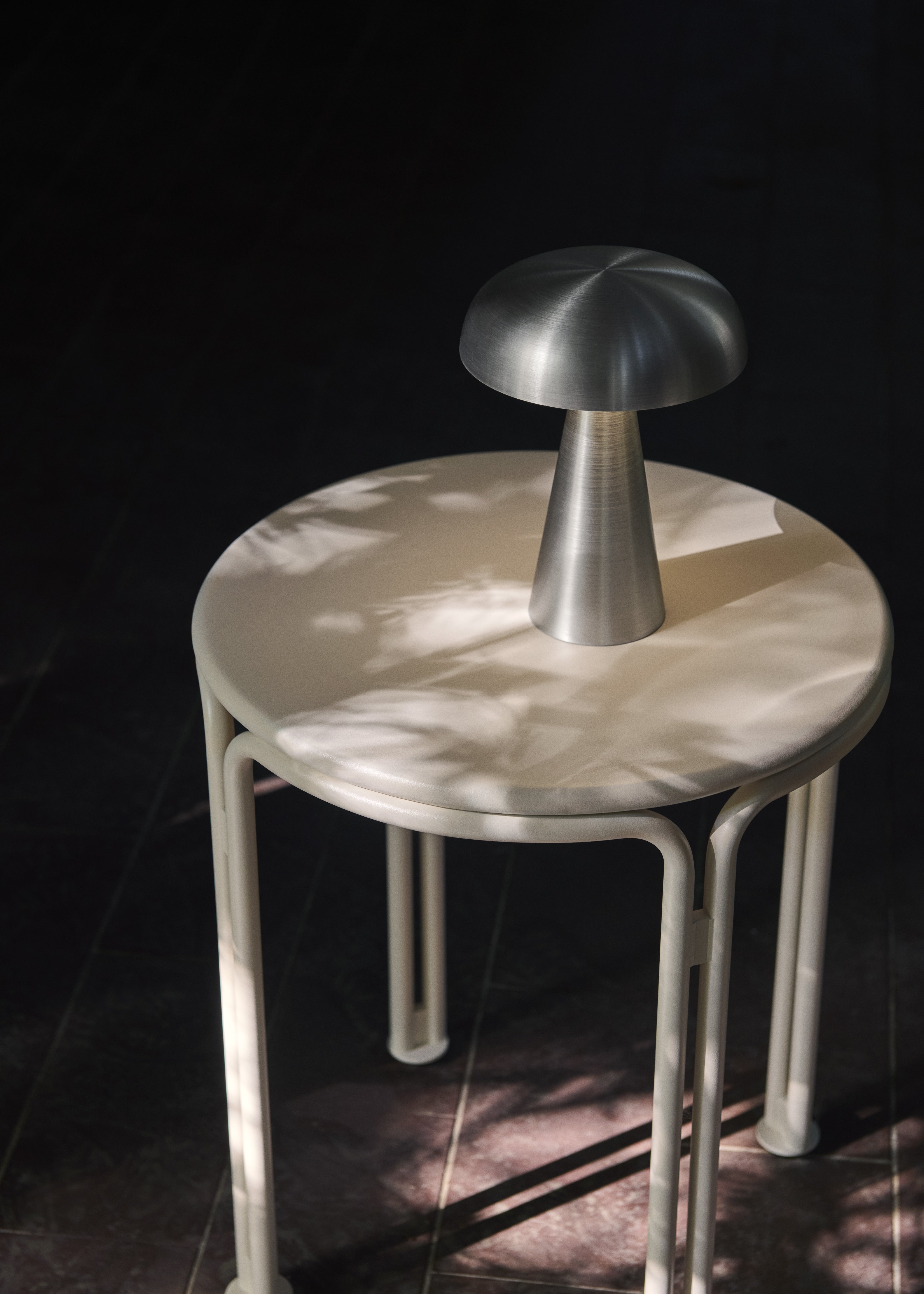 THORVALD SC102 Outdoor Side Table Ivory