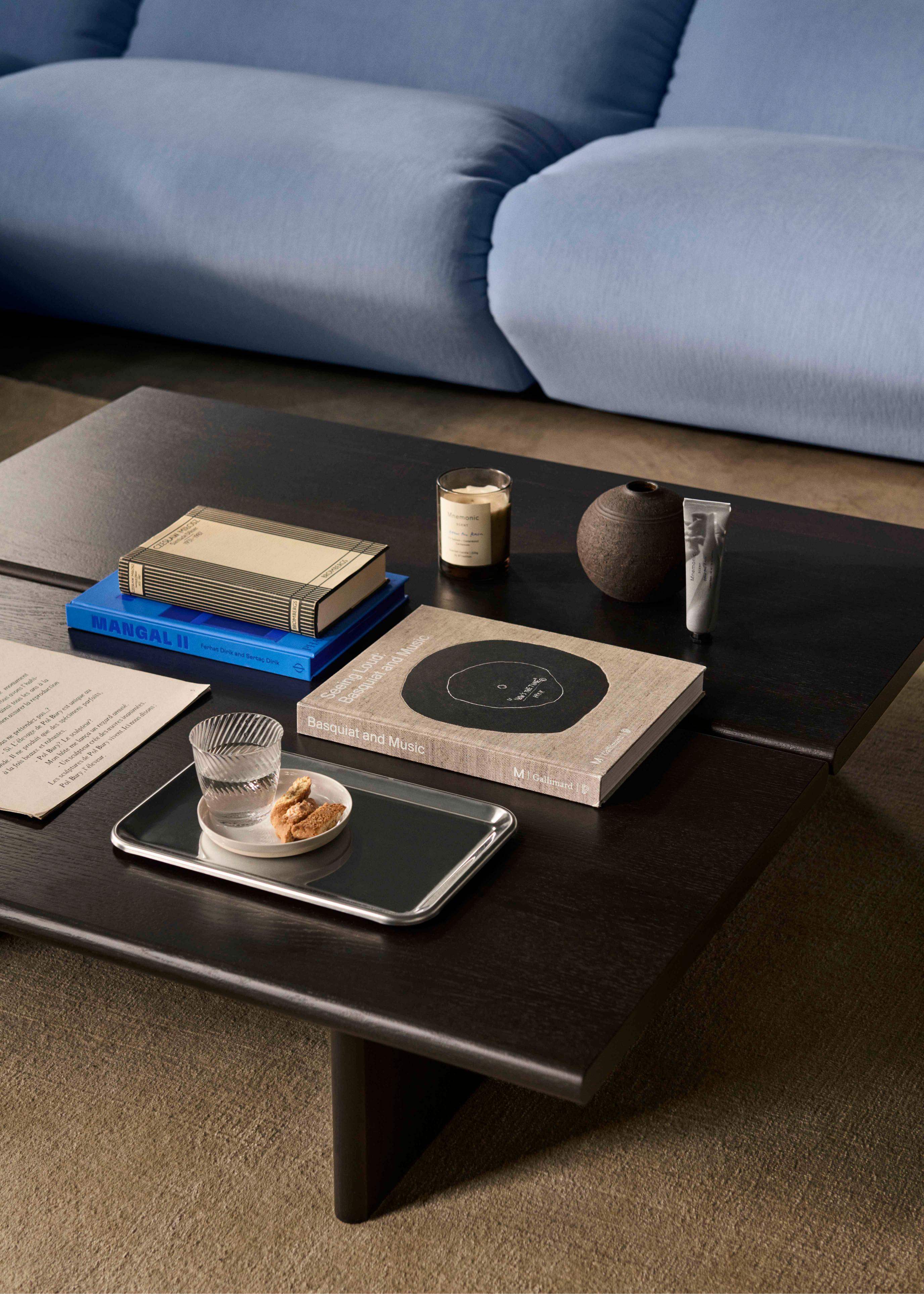 ITA coffee table dark oak wood