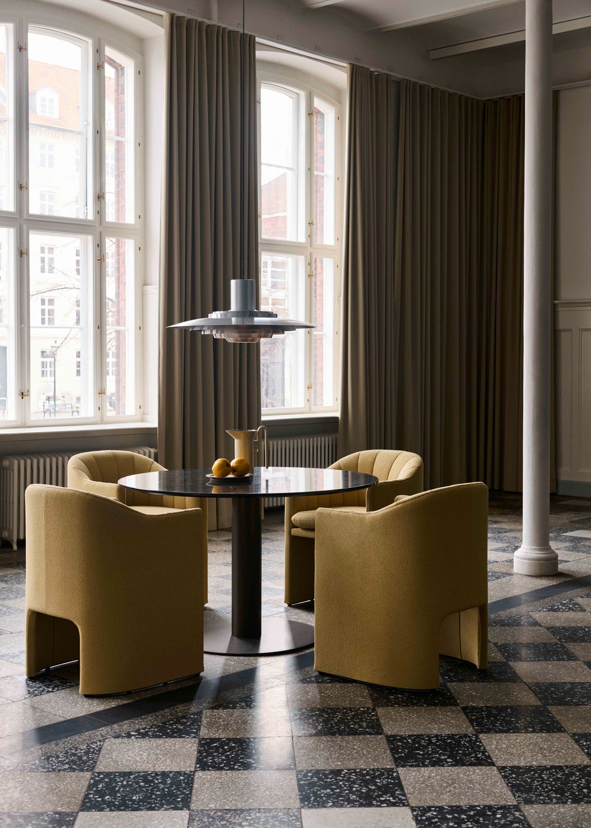 Upholstered Armchair LOAFER SC24