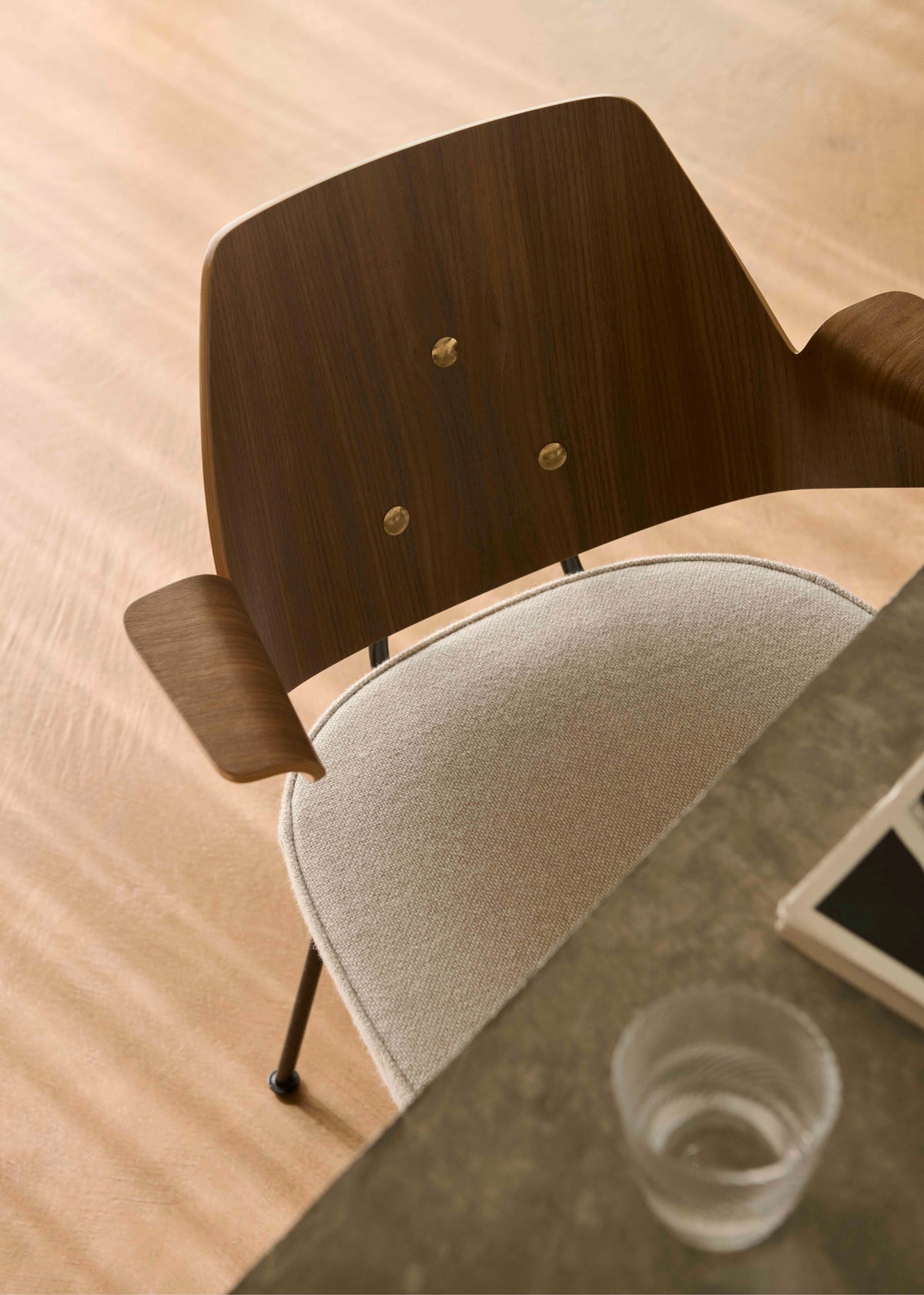 RFH RD7 Upholstered Chair with Wood and Black Base