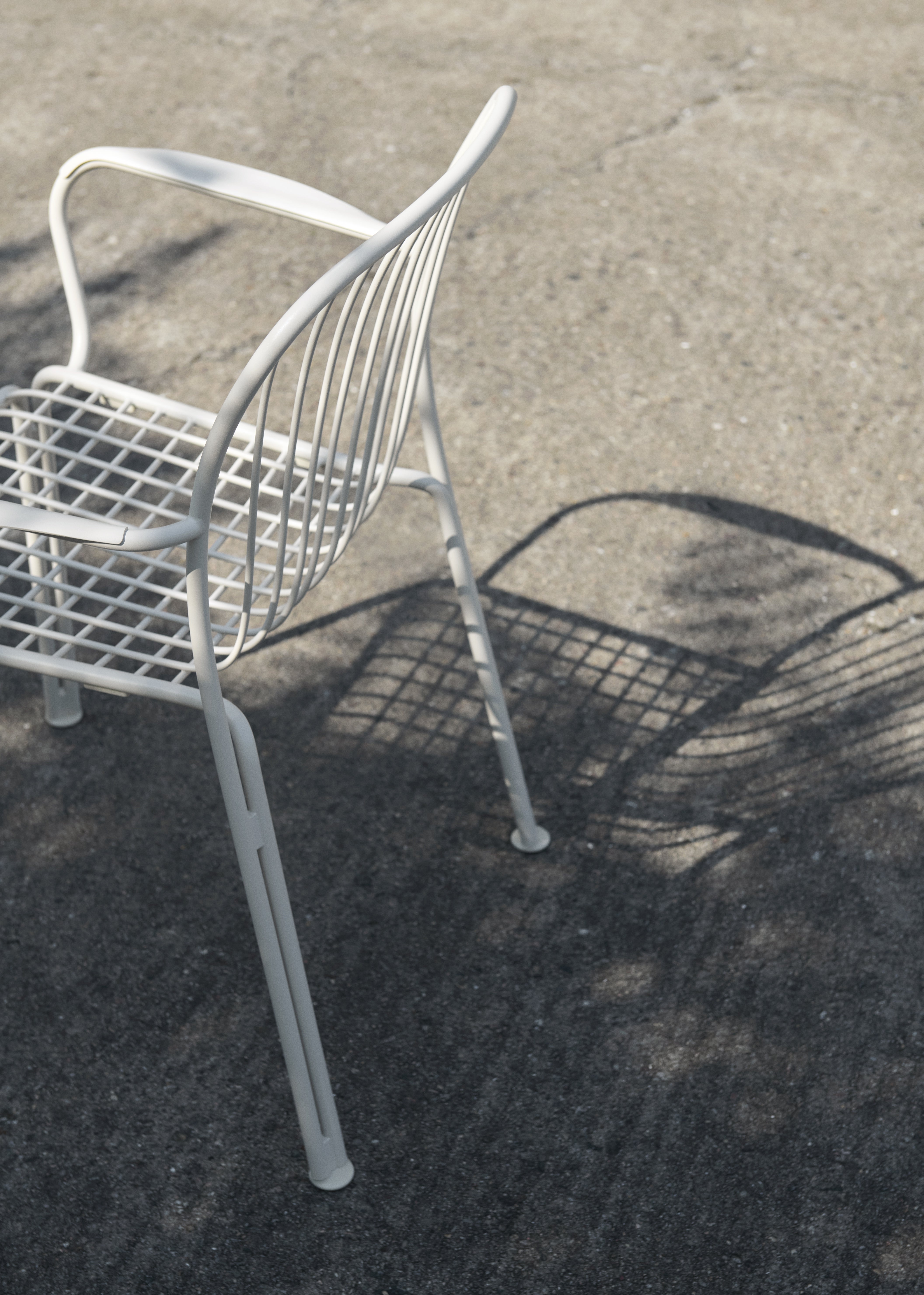 THORVALD SC95 Ivory Outdoor Armchair