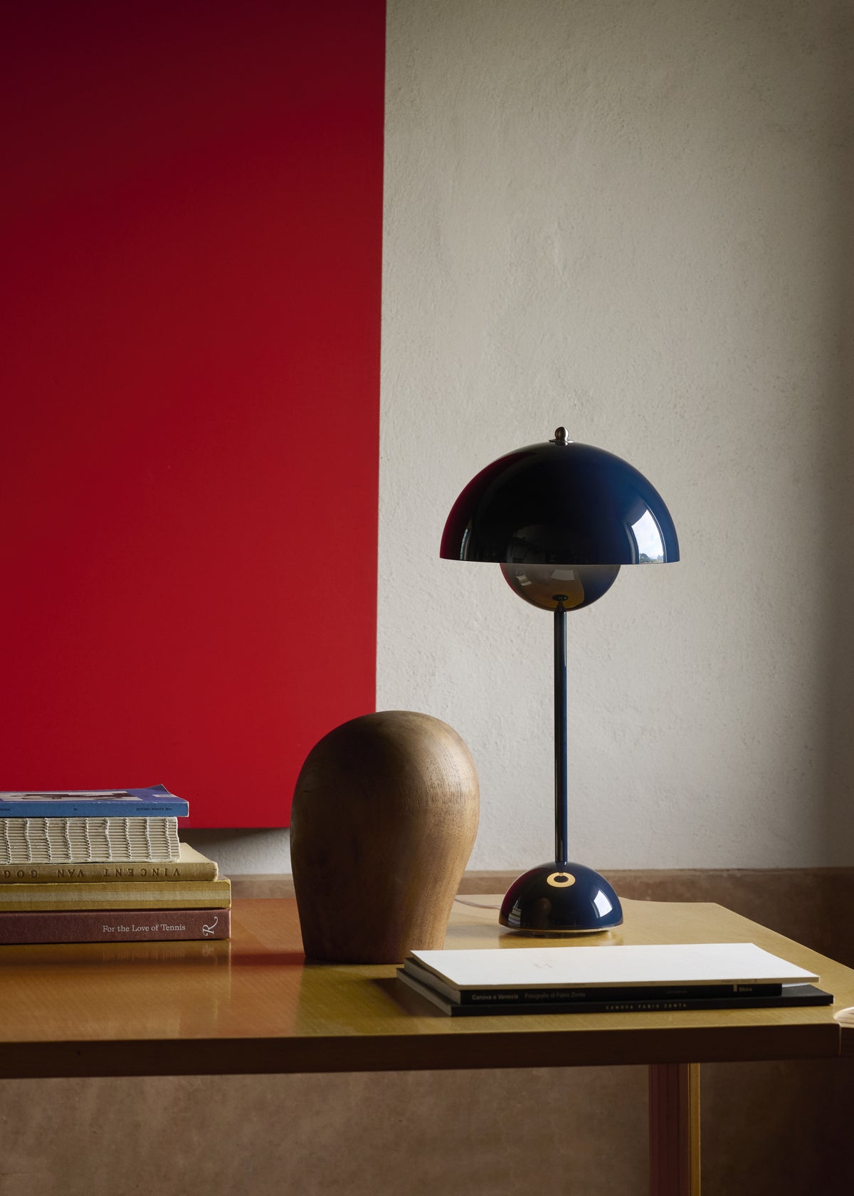 FLOWERPOT VP3 Table Lamp Steel Blue