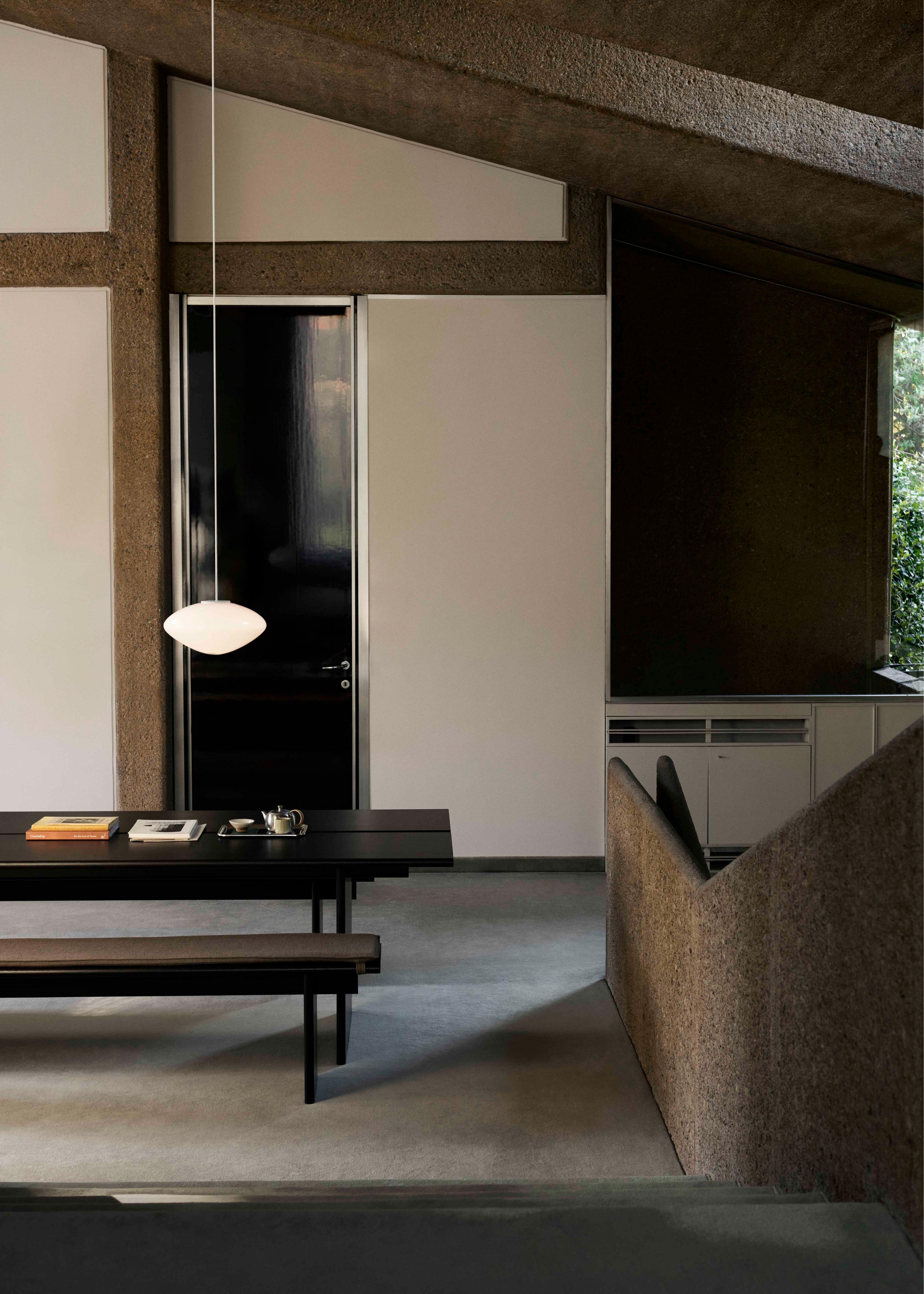 ITA Table dark oak wood