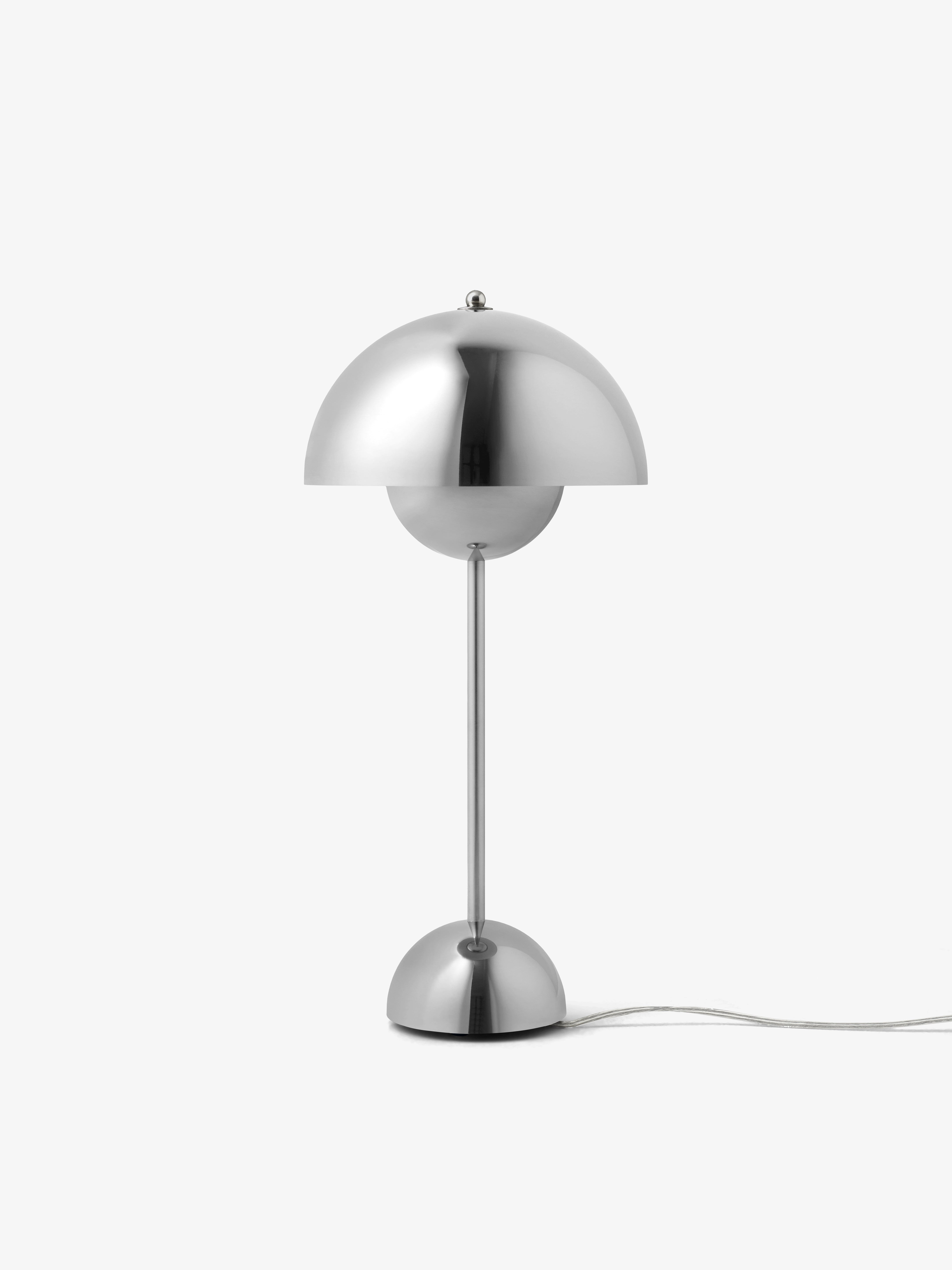 FLOWERPOT VP3 Table Lamp in Chrome