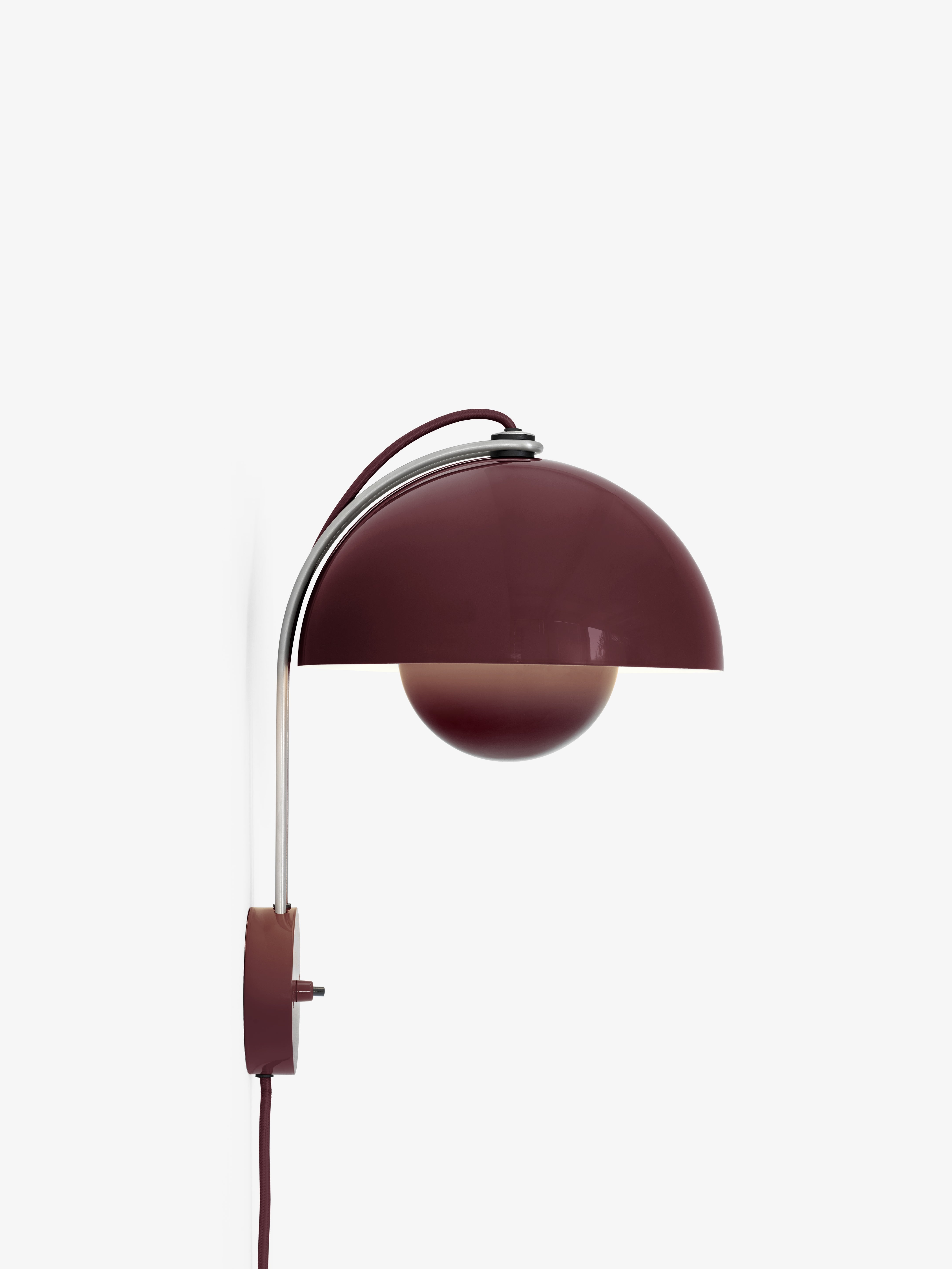 FLOWERPOT VP8 Wall Lamp in Dark Plum