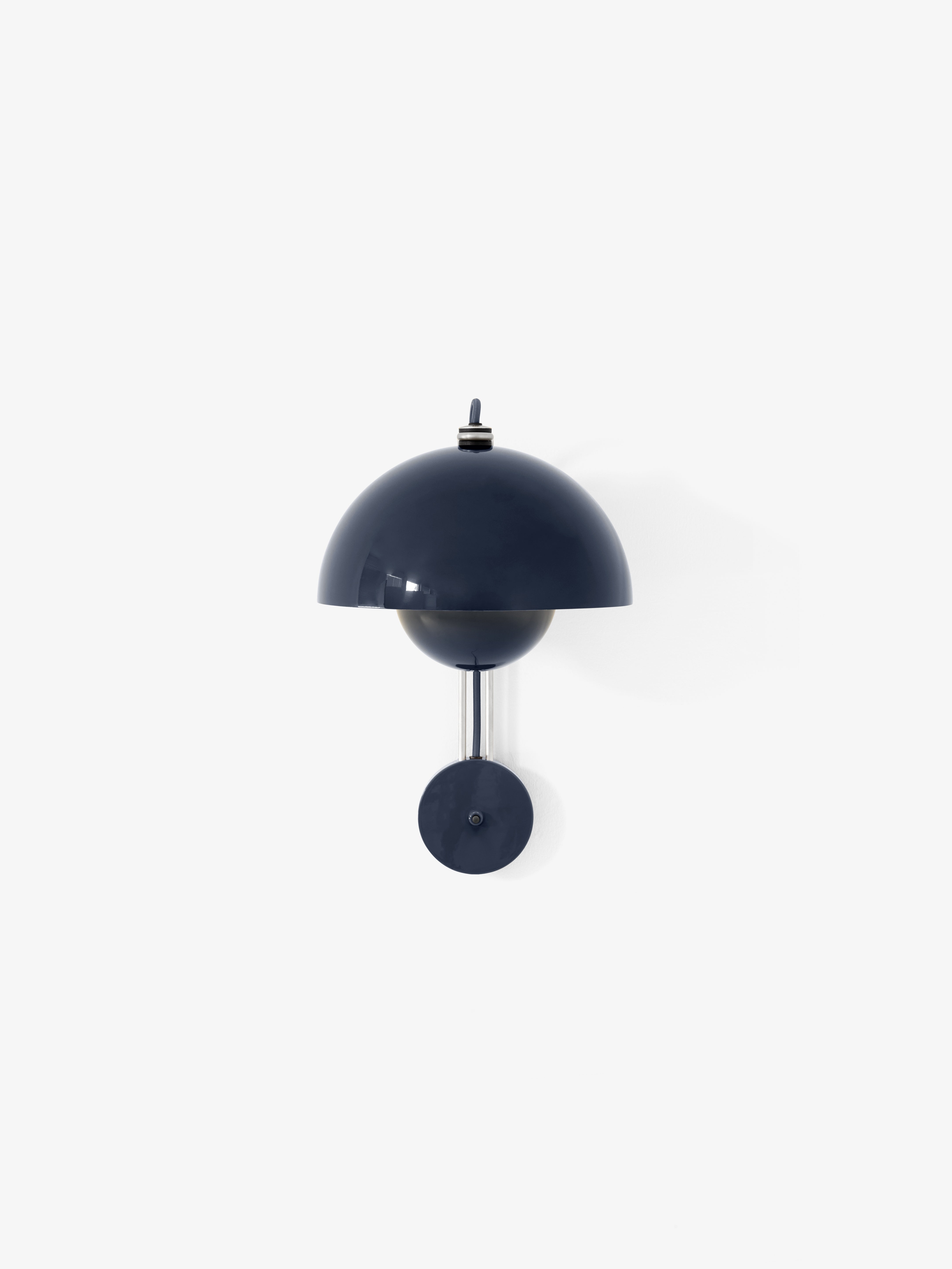 FLOWERPOT VP8 Wall Lamp in Steel Blue