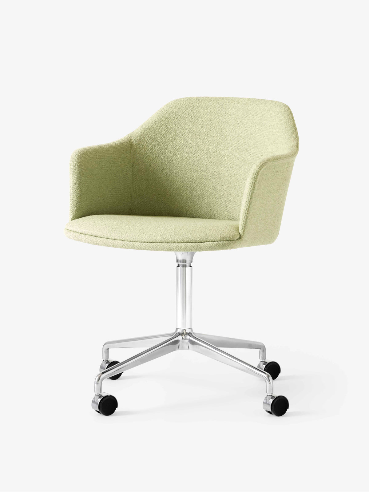 RELY HW51 office chair upholstered with an aluminum base