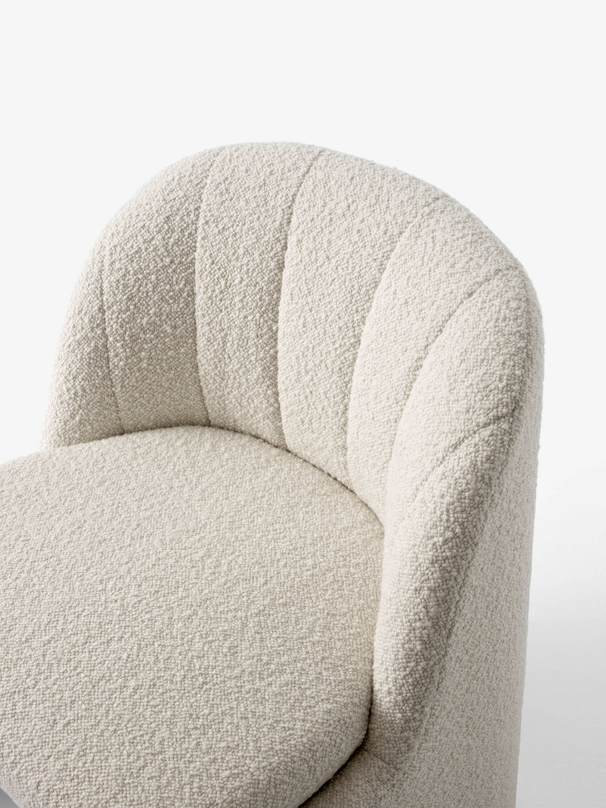 LOAFER SC107 upholstered armchair