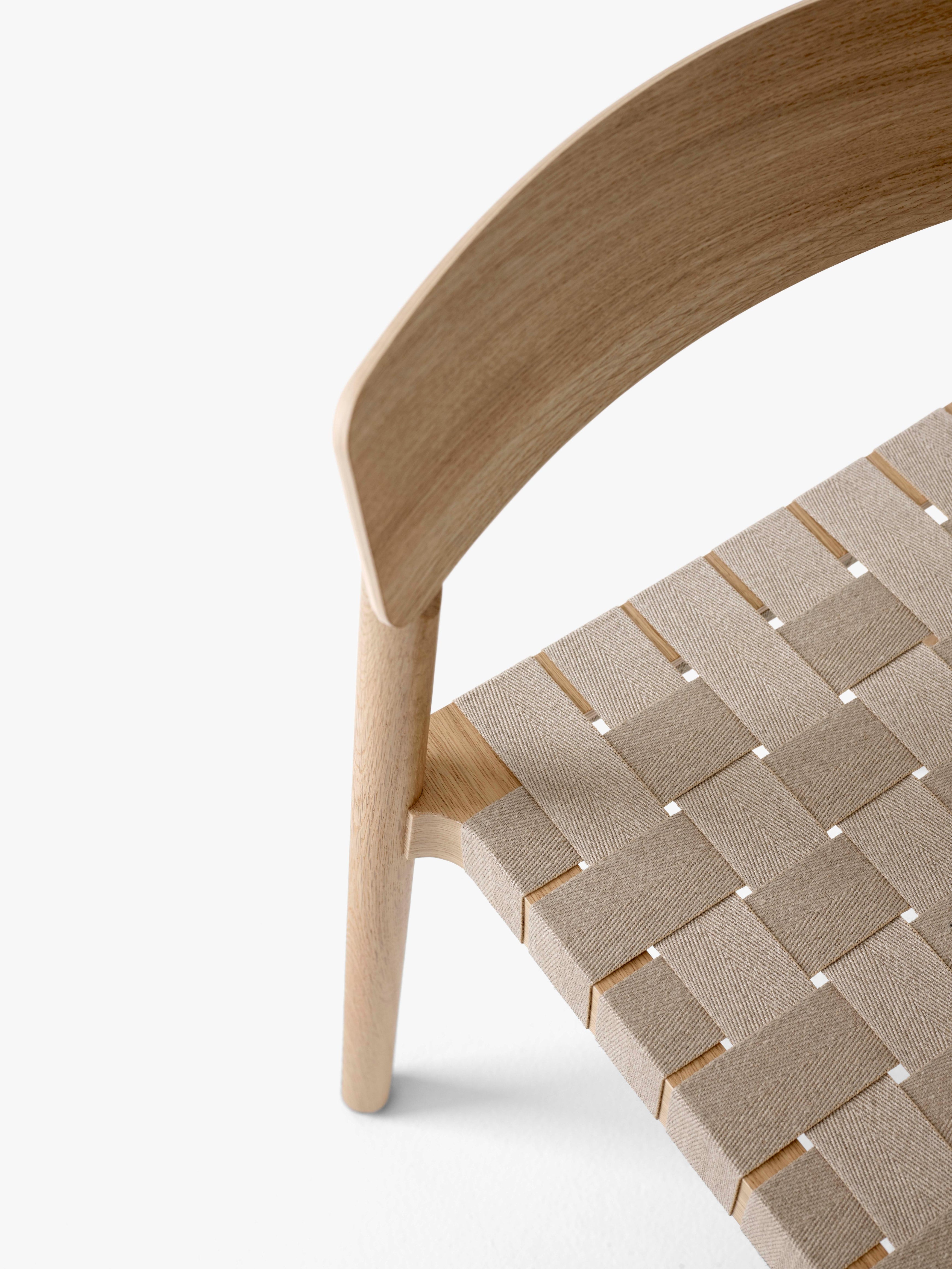 BETTY TK1 Chair with black woven seat and black lacquered ash