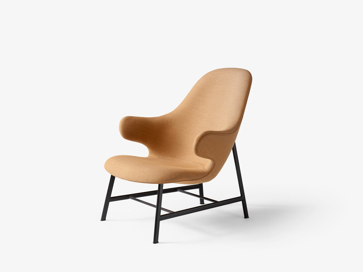 CATCH JH13 upholstered armchair with a black base