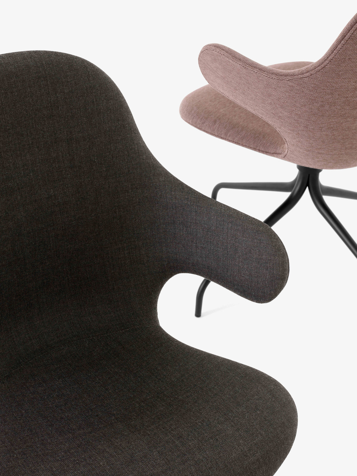 CATCH JH2 upholstered swivel chair with a black aluminum base