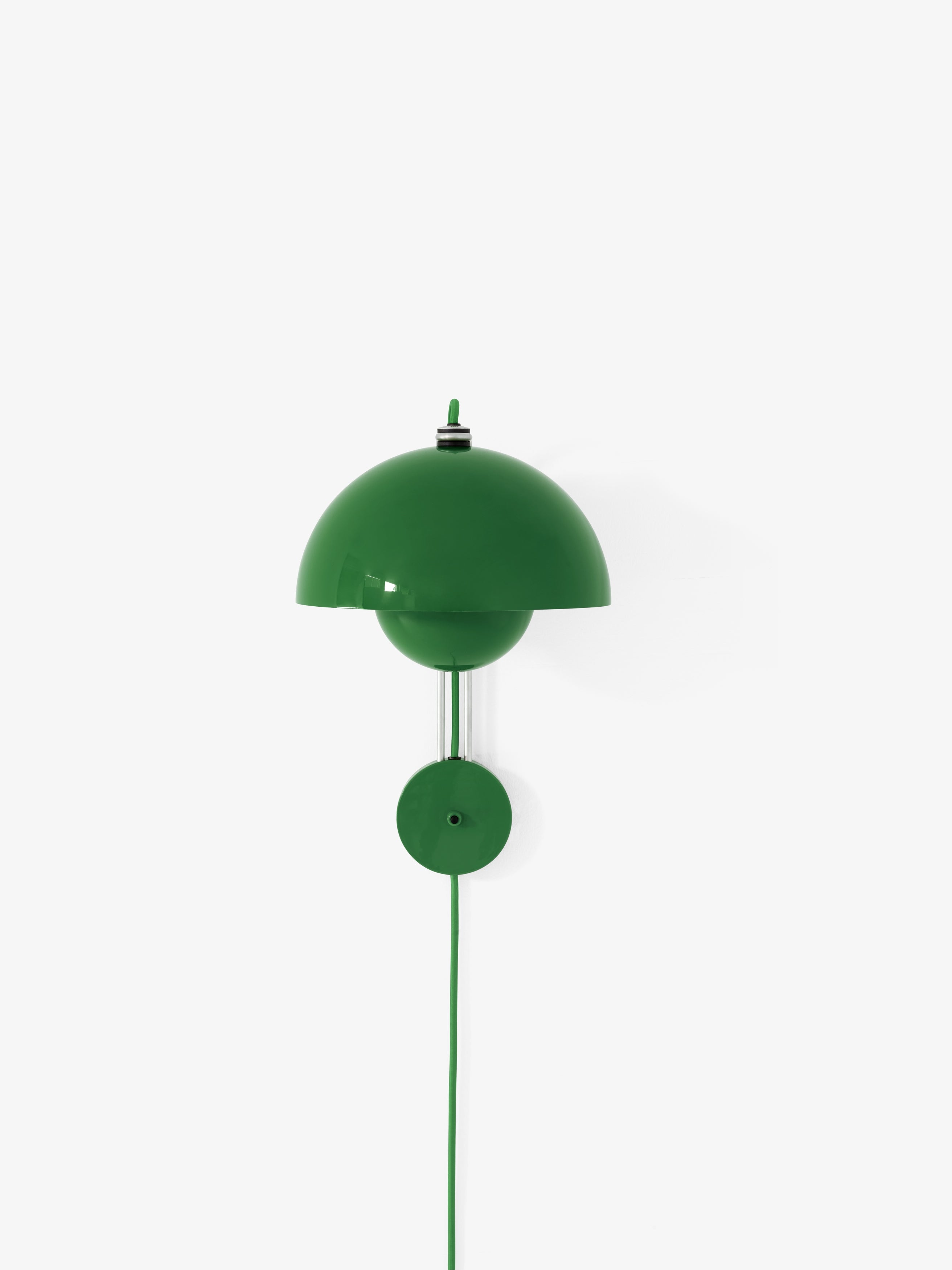 FLOWERPOT VP8 Wall Lamp in vibrant green