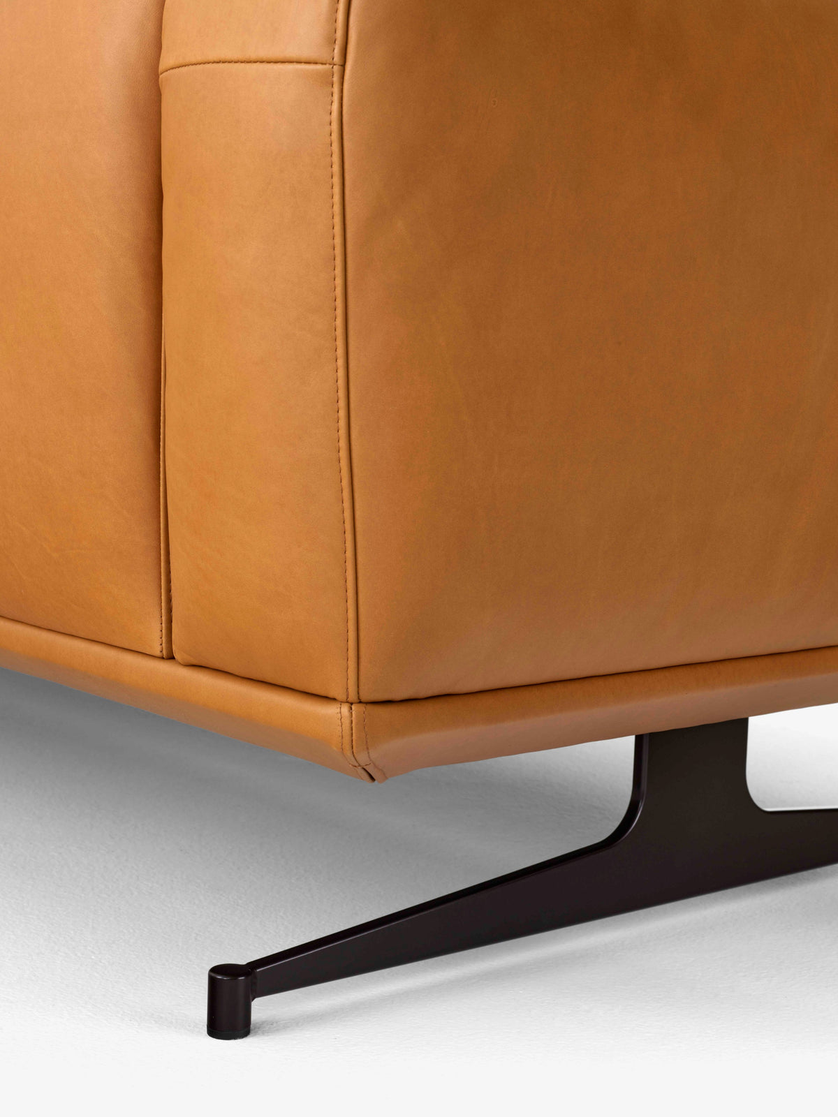 2-Seater Sofa INLAND AV22 upholstered with black base