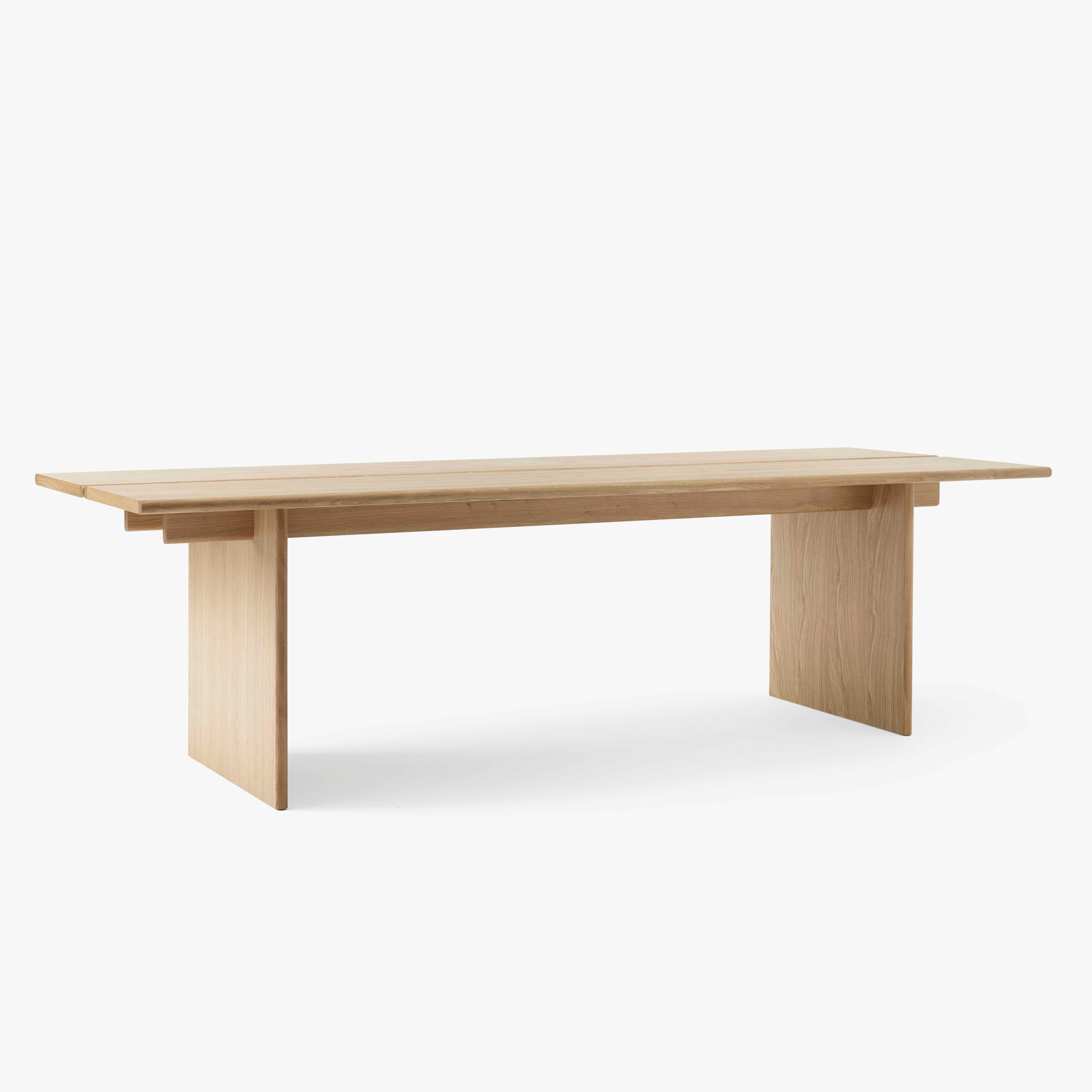 ITA table made of oak wood