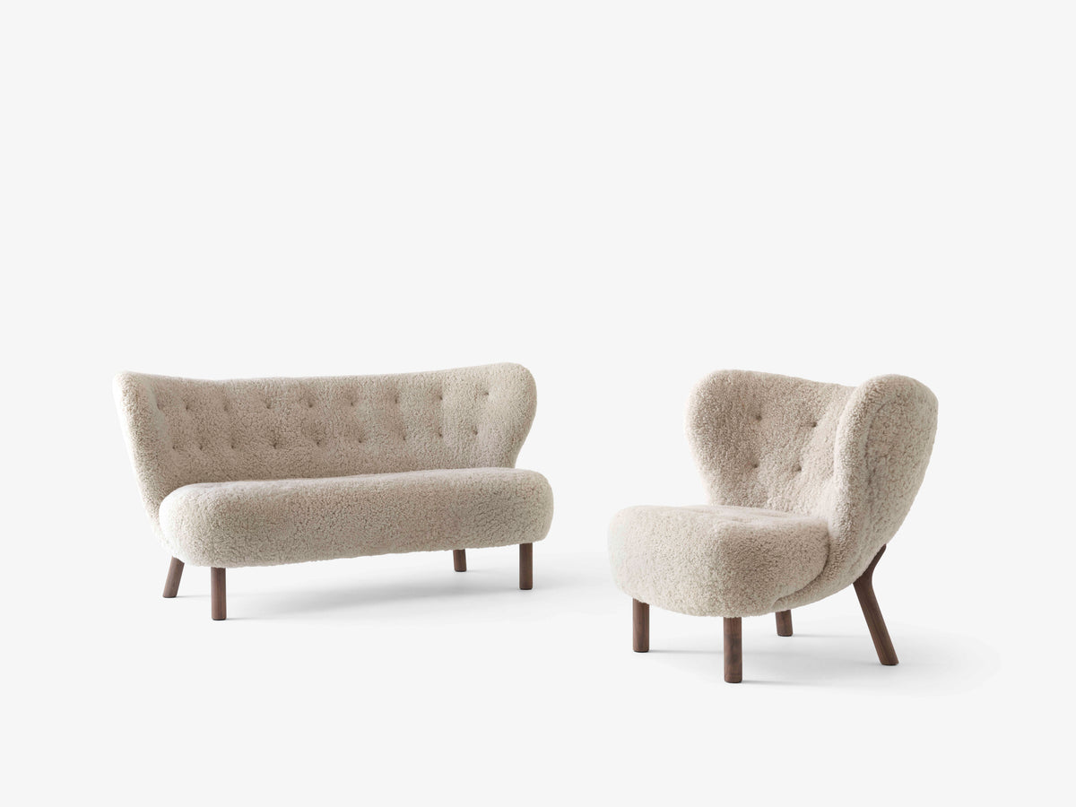 LITTLE PETRA VB1 upholstered armchair with a walnut base