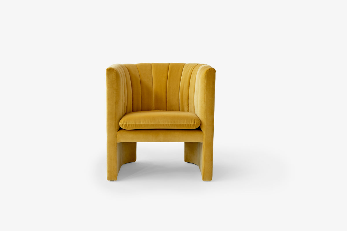 Upholstered Armchair LOAFER SC23