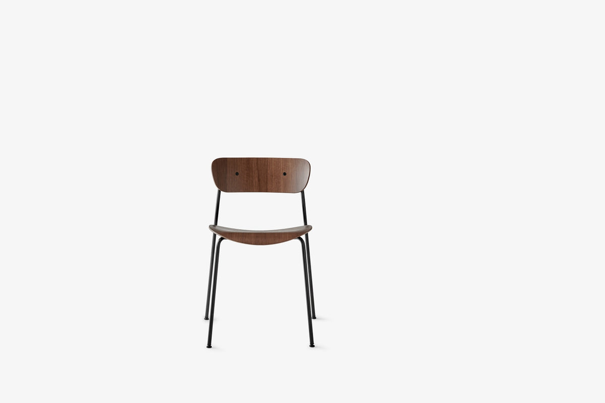PAVILION AV1 chair in lacquered walnut with a black base
