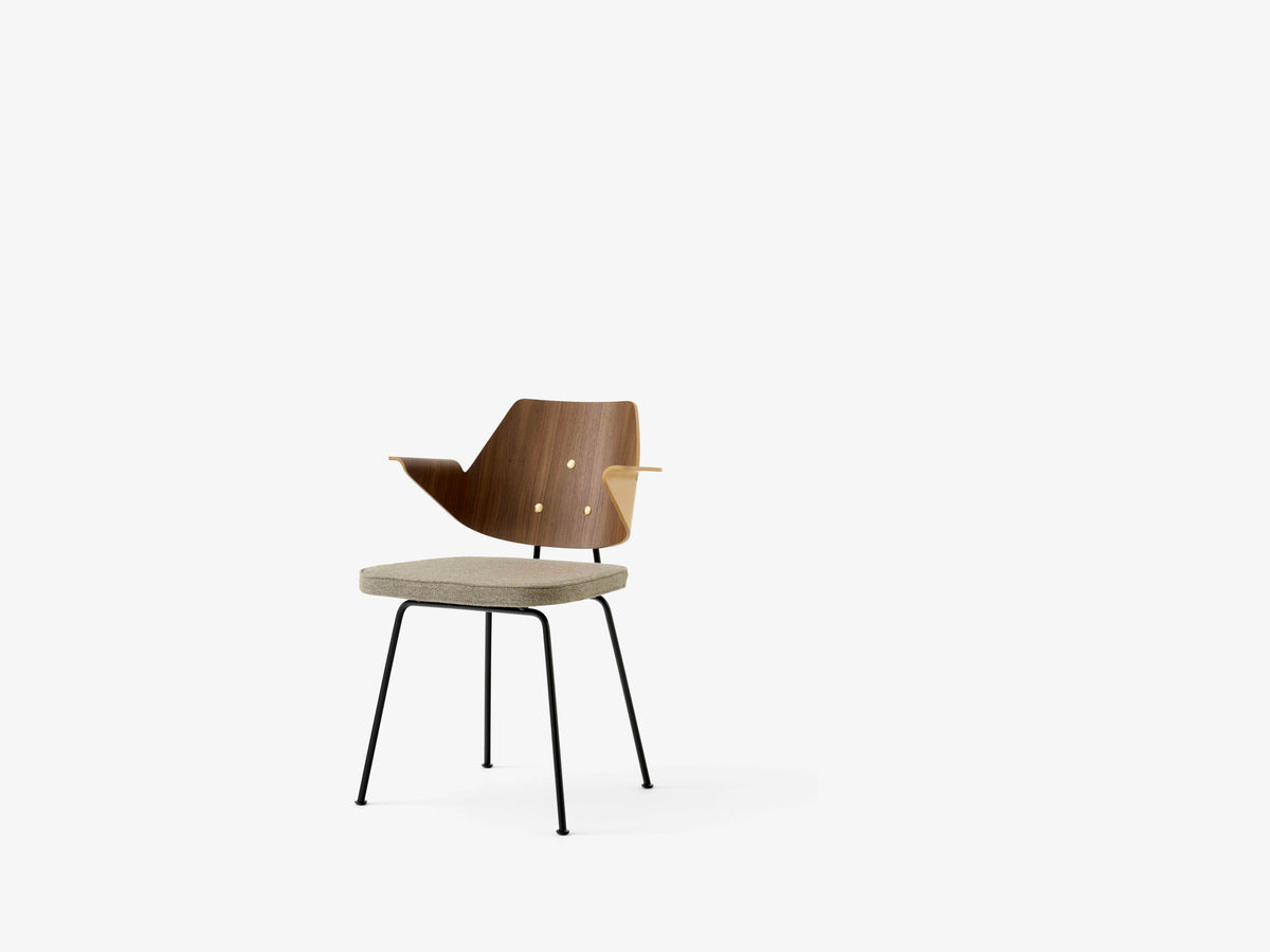 RFH RD7 Upholstered Chair with Wood and Black Base