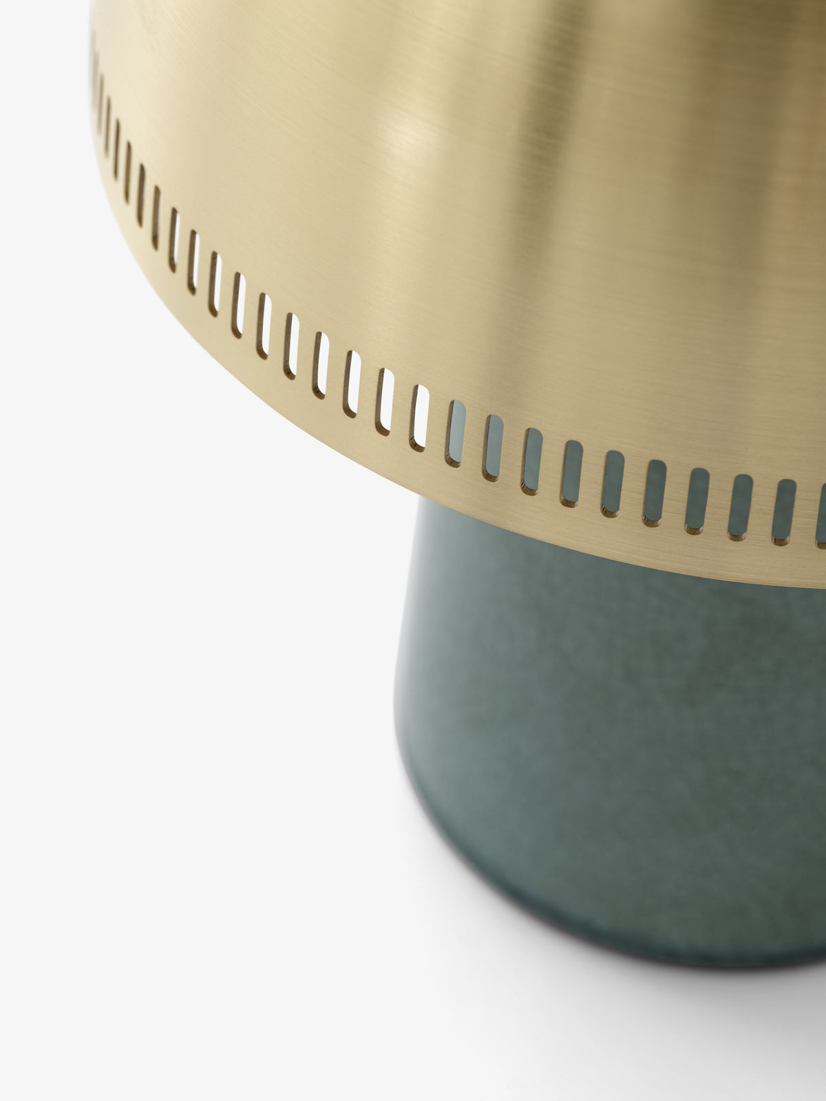Portable lamp RAKU SH8 brass shade with a sea base