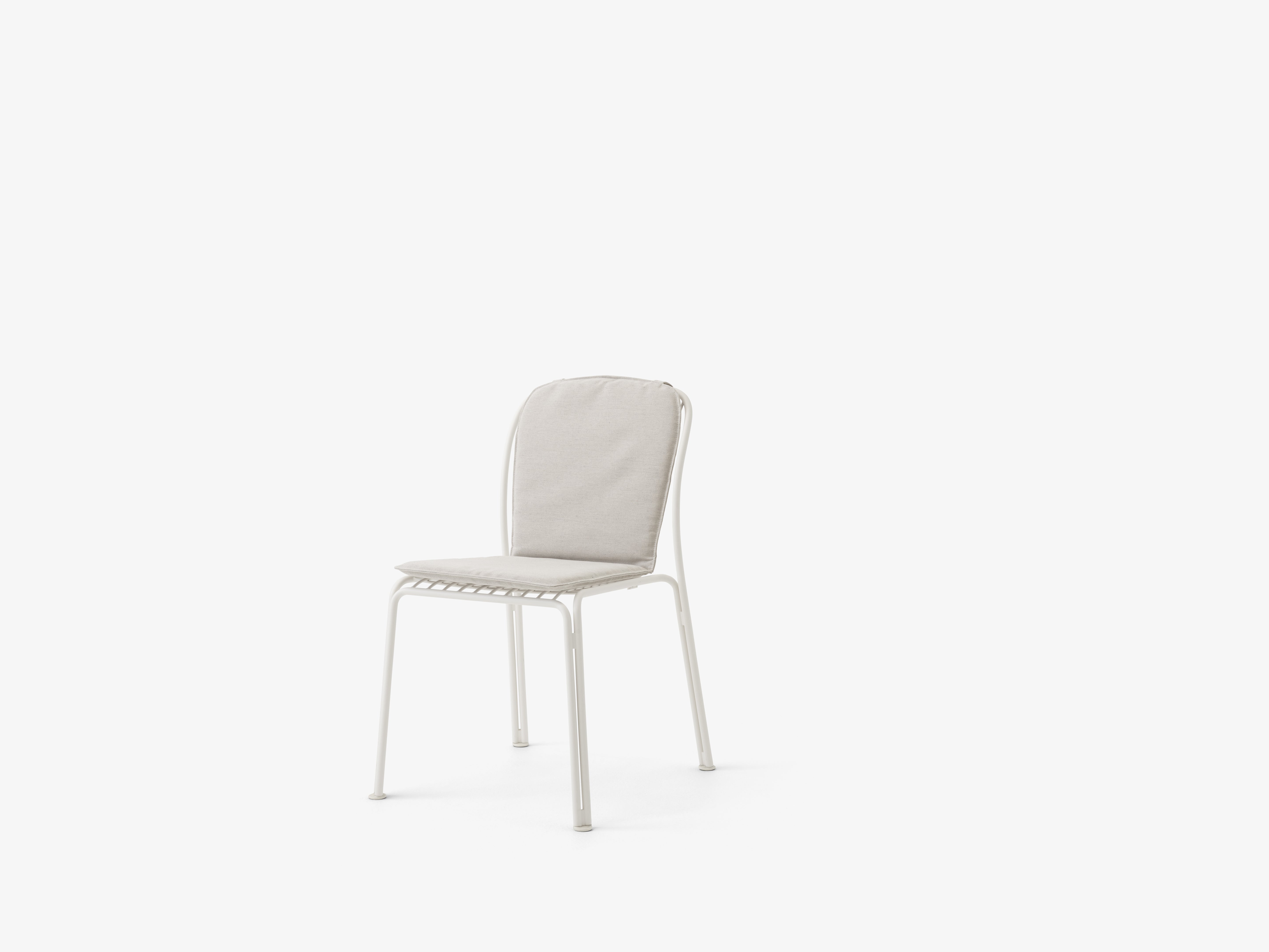 THORVALD SC94 Outdoor Chair Ivory