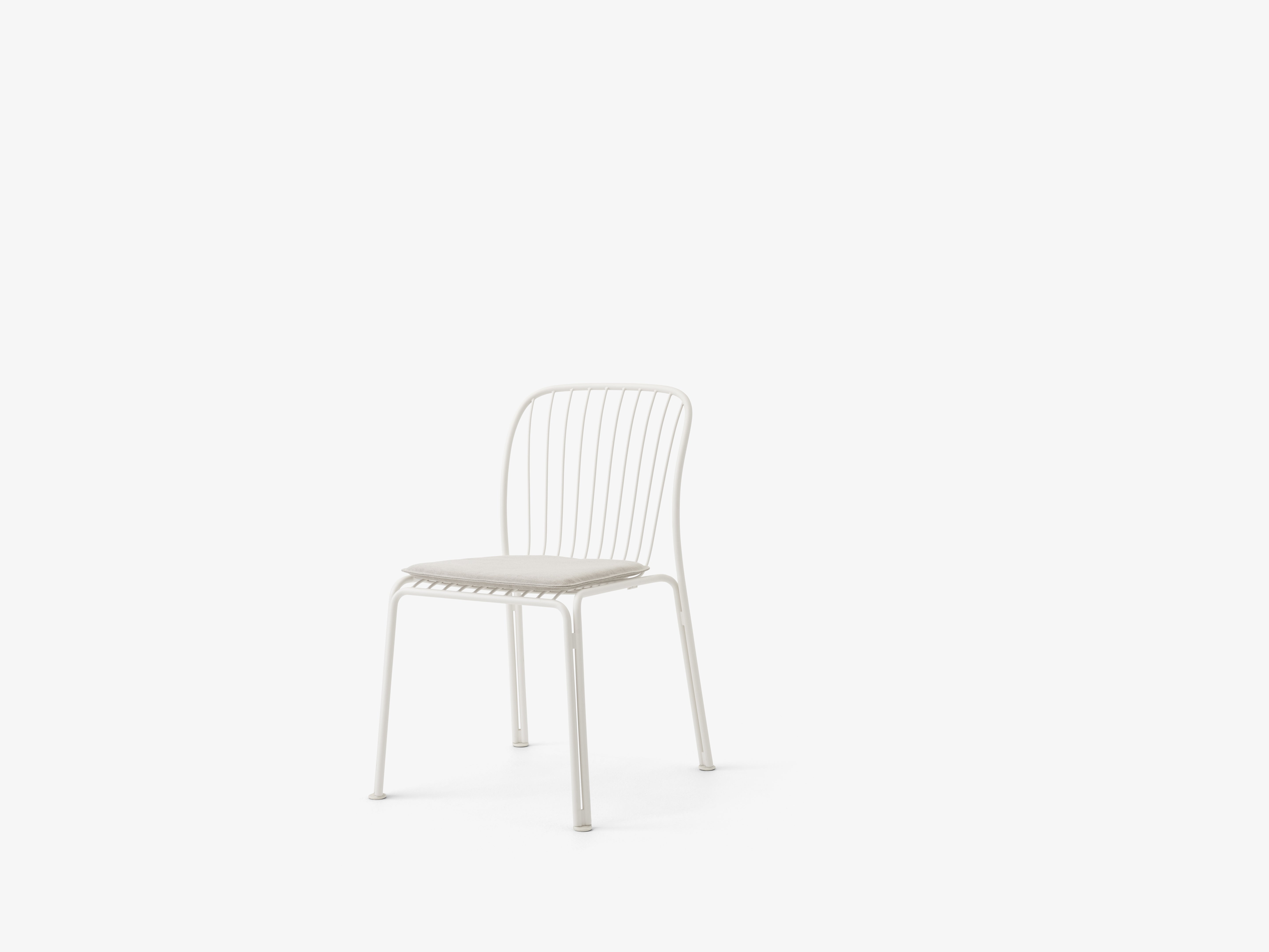 THORVALD SC94 Outdoor Chair Ivory