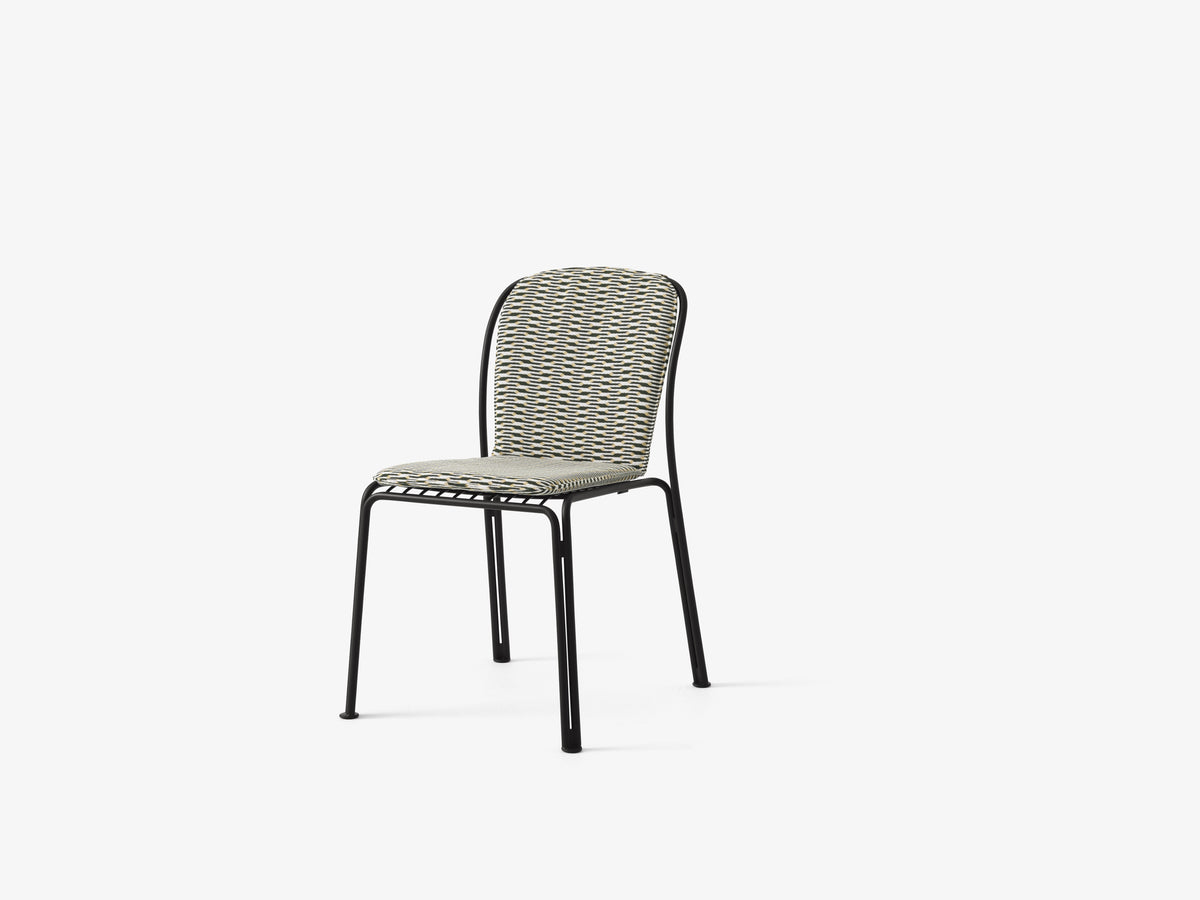 THORVALD SC94 Outdoor Chair Black