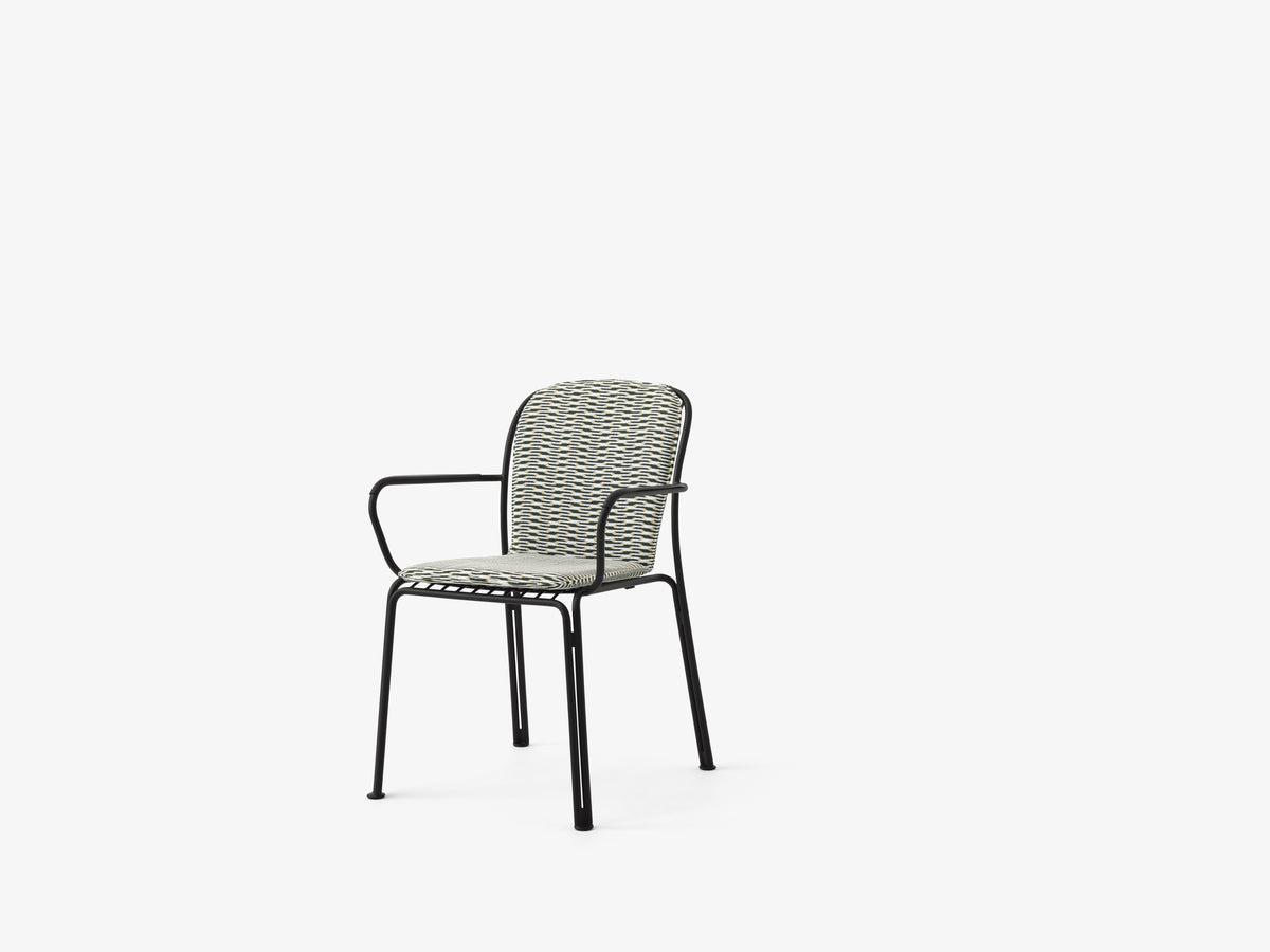 THORVALD SC95 Black Outdoor Armchair