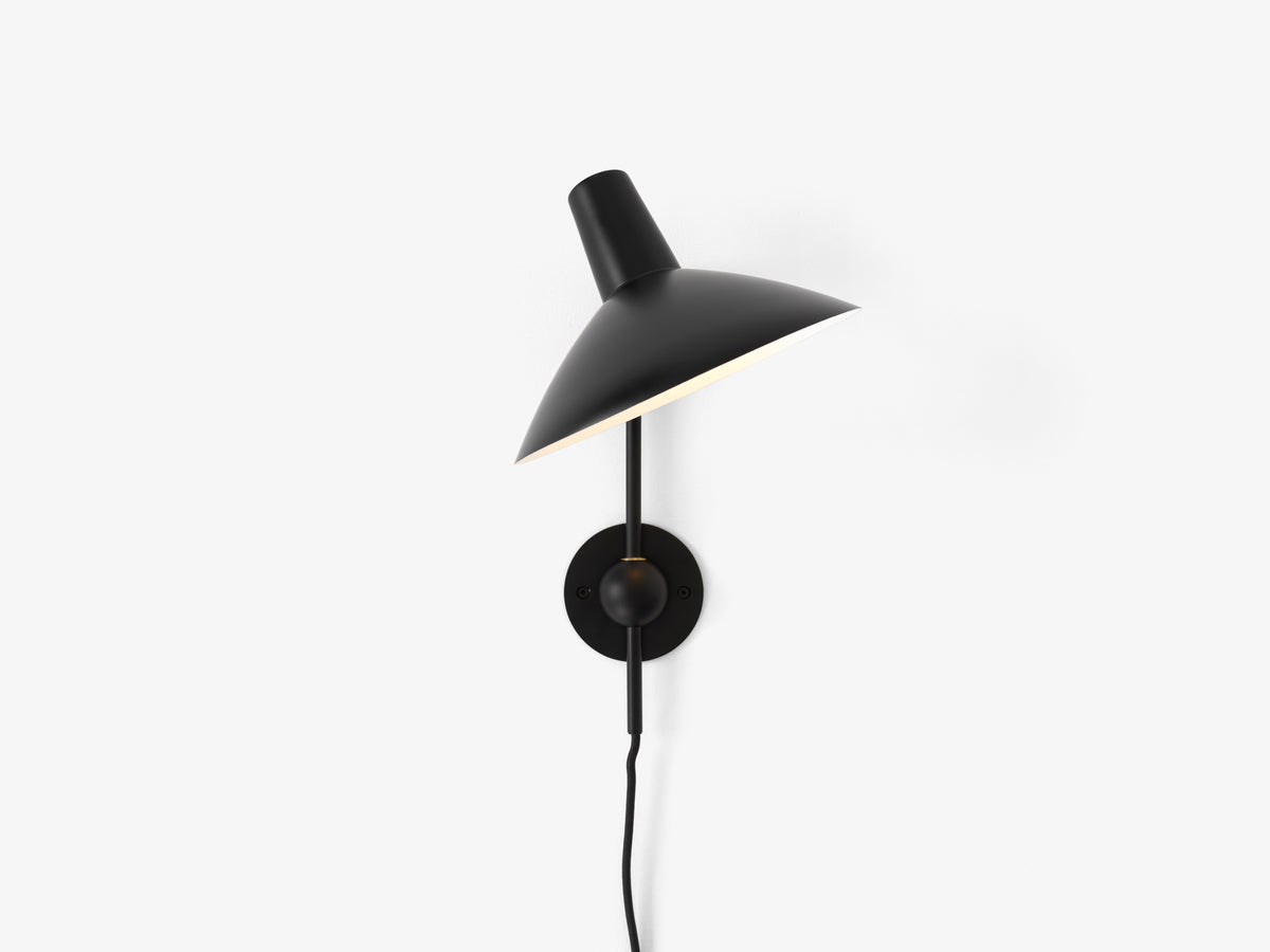 TRIPOD HM12 Wall Lamp in Black