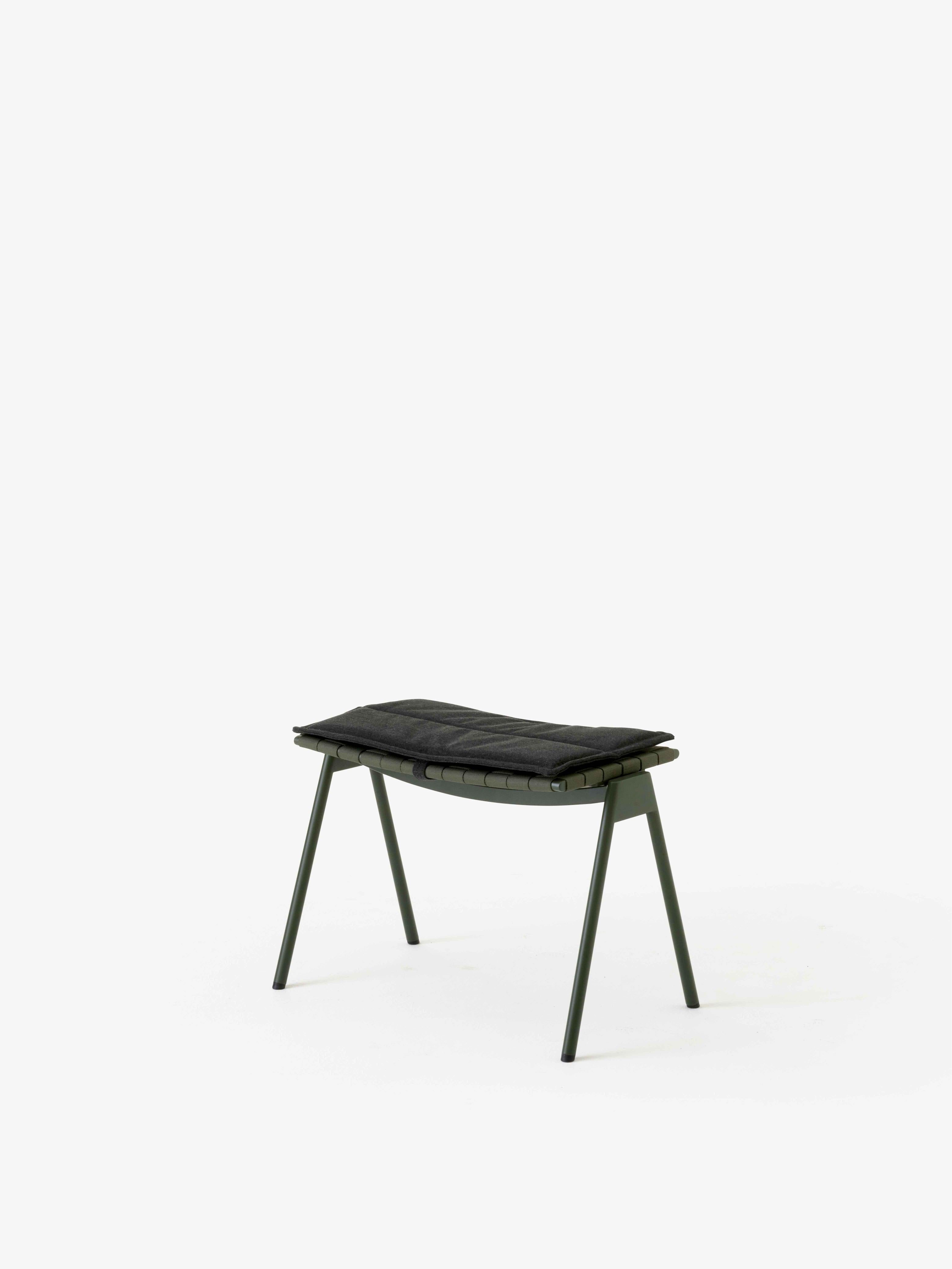 Outdoor ottoman VILLE AV46 dark green