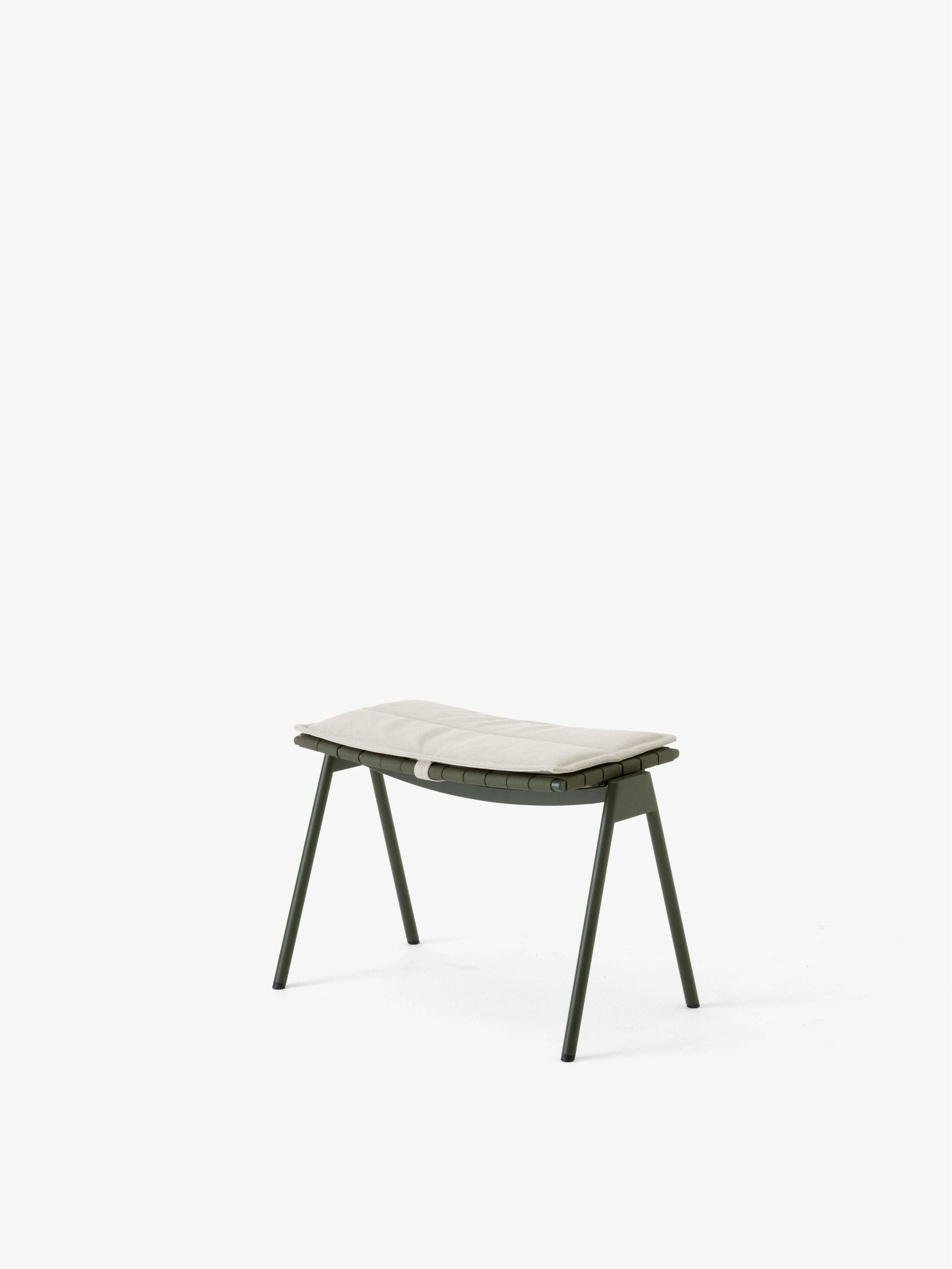 Outdoor ottoman VILLE AV46 dark green
