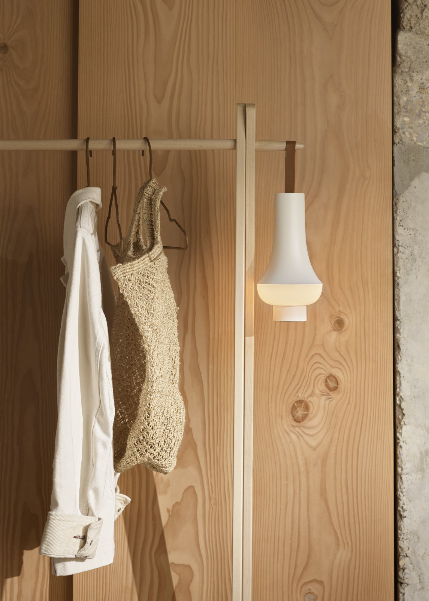 Portable lamp TOMOSHI white