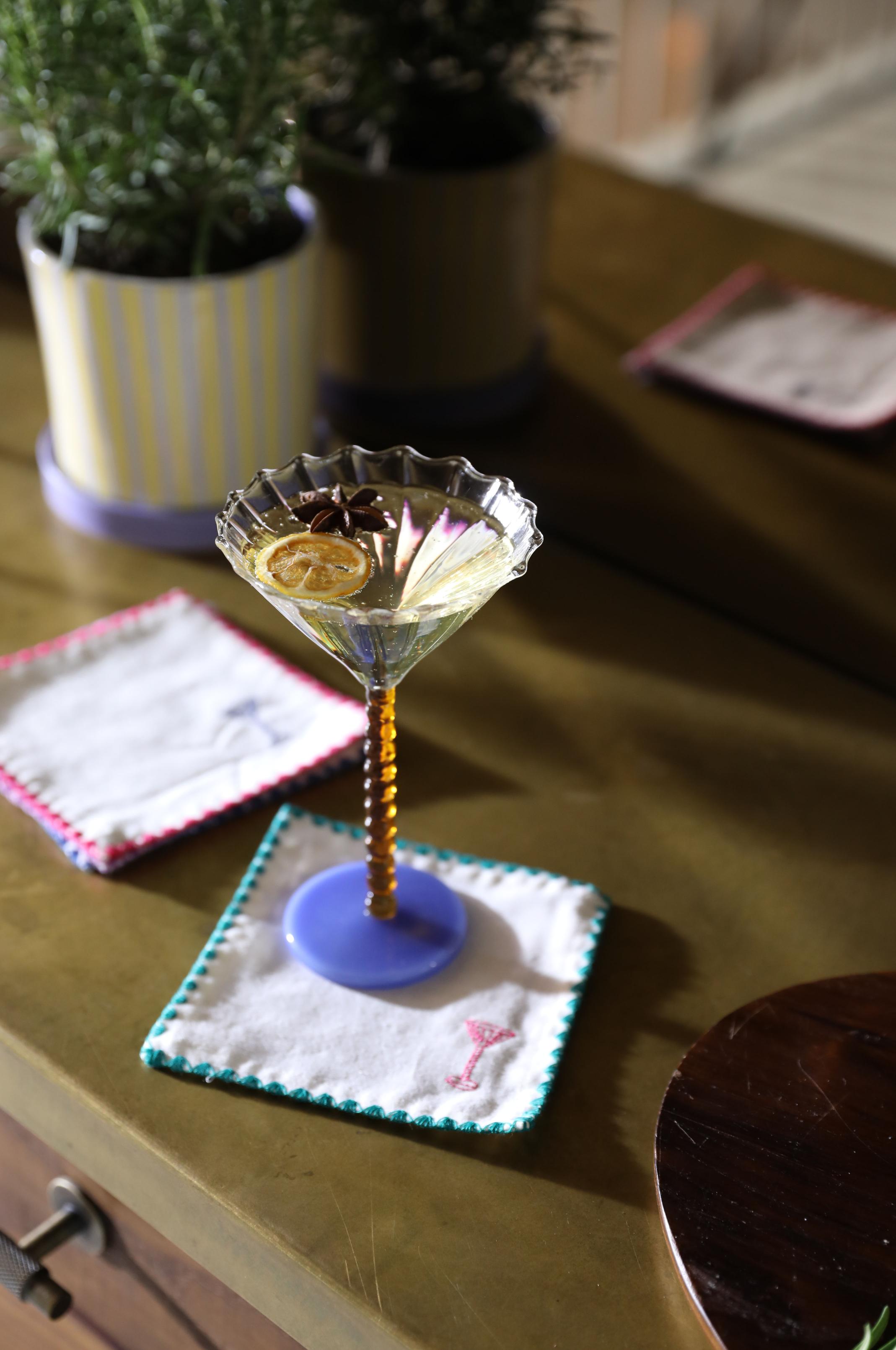 Amber PERLE Glass Goblet Set with Blue