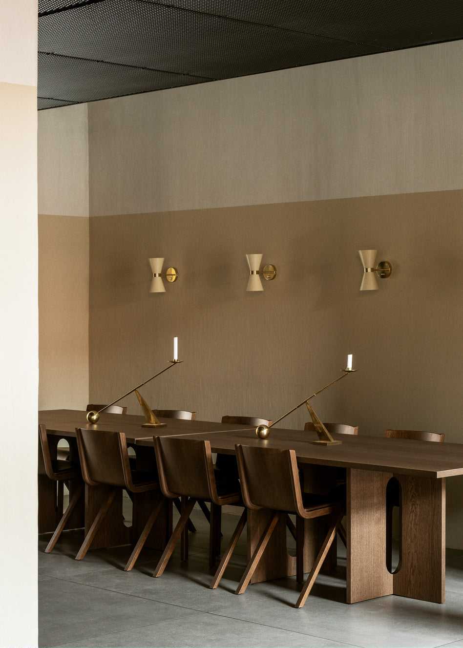 Świecznik INTERCONNECT brązowany mosiądz