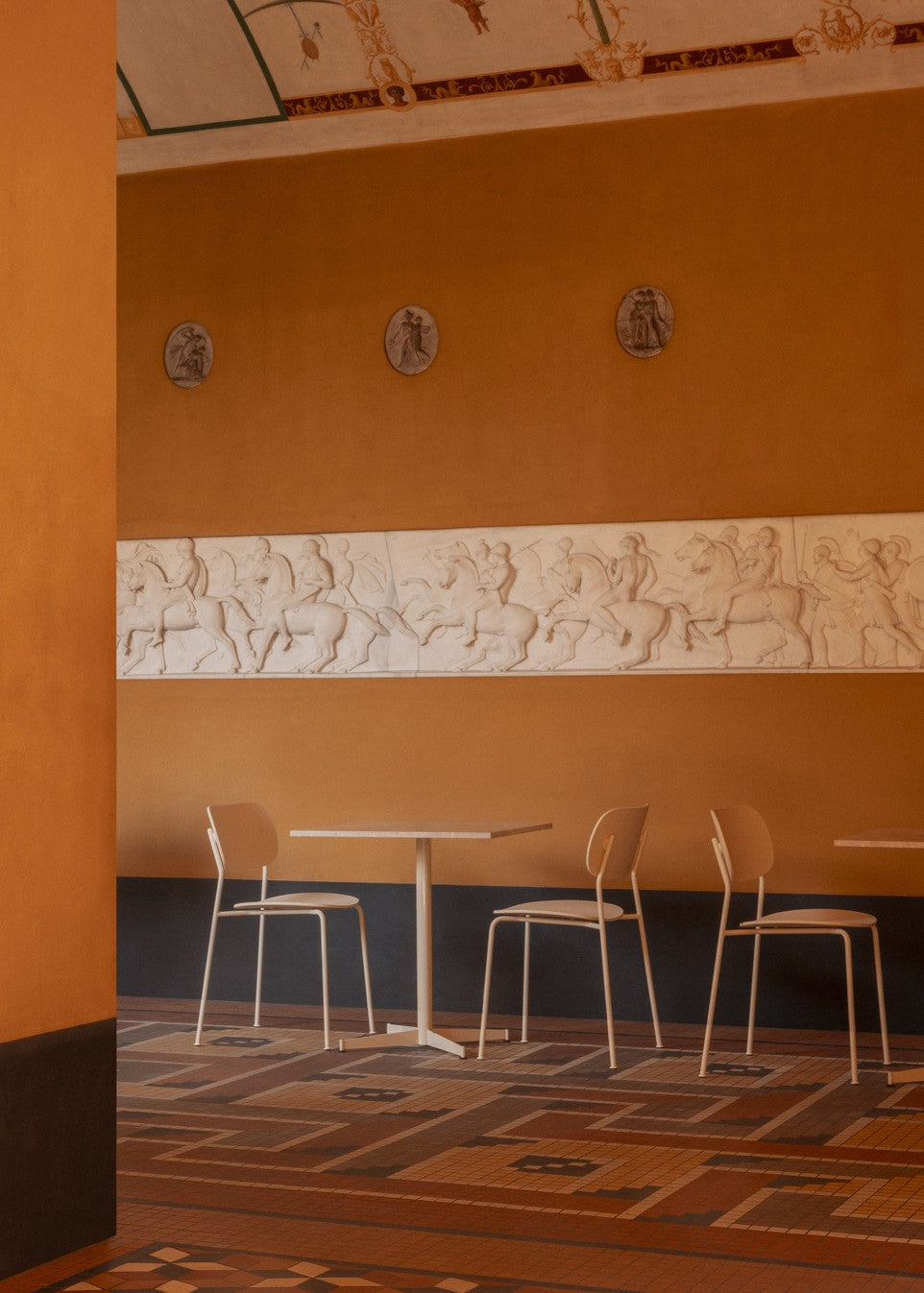 NOOK coffee table white marble with cream base