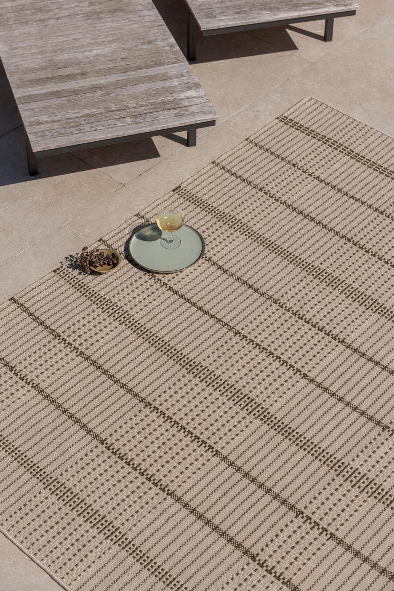 Outdoor-Teppich des Stichs-Brauns