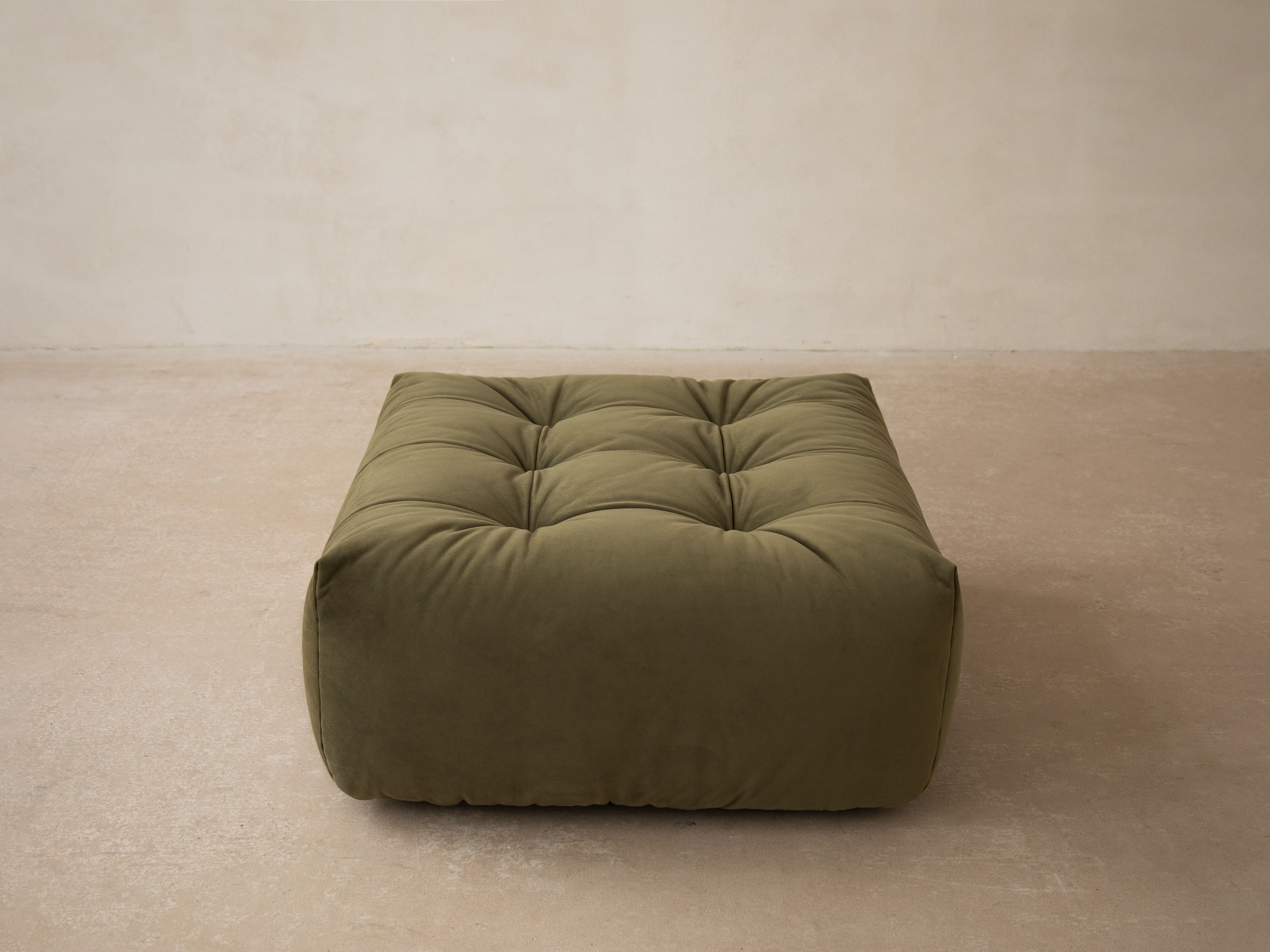Pepul, "Bloom", 1 Sitz, Silber, 110x101x42
In Europa gemacht