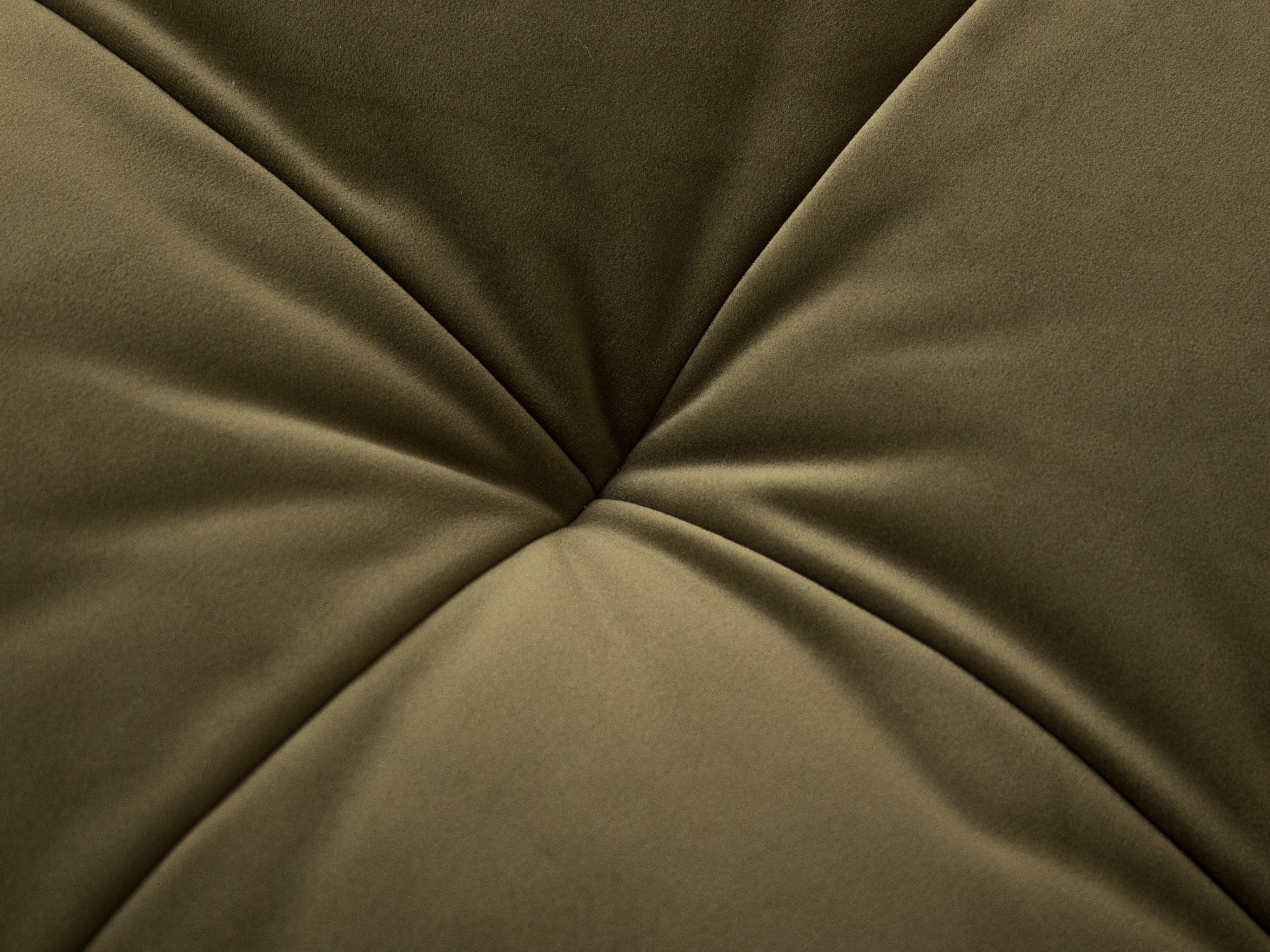 Pepul, "Bloom", 1 Sitz, Silber, 110x101x42
In Europa gemacht