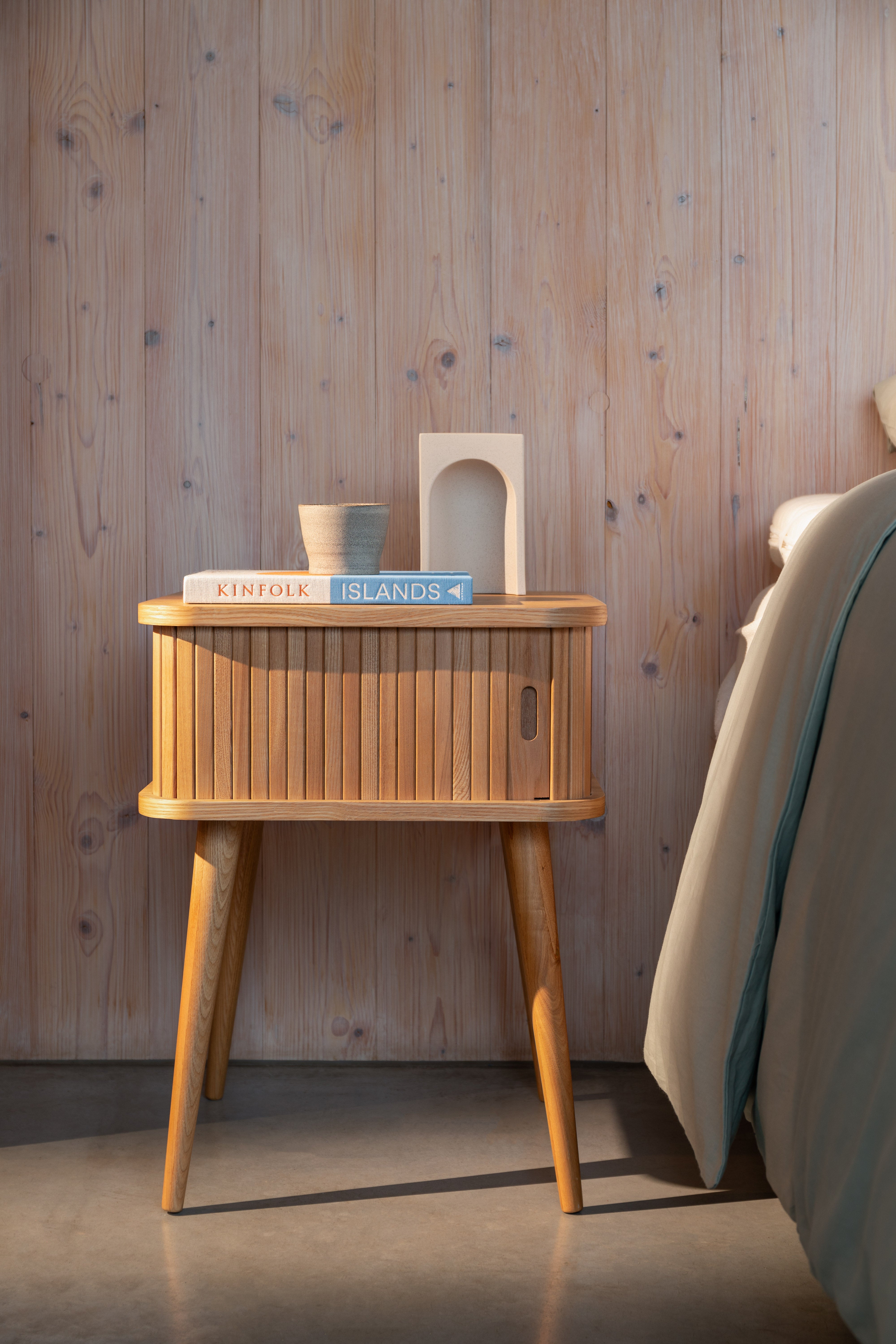 BARBIER Side Table in Oak Veneer