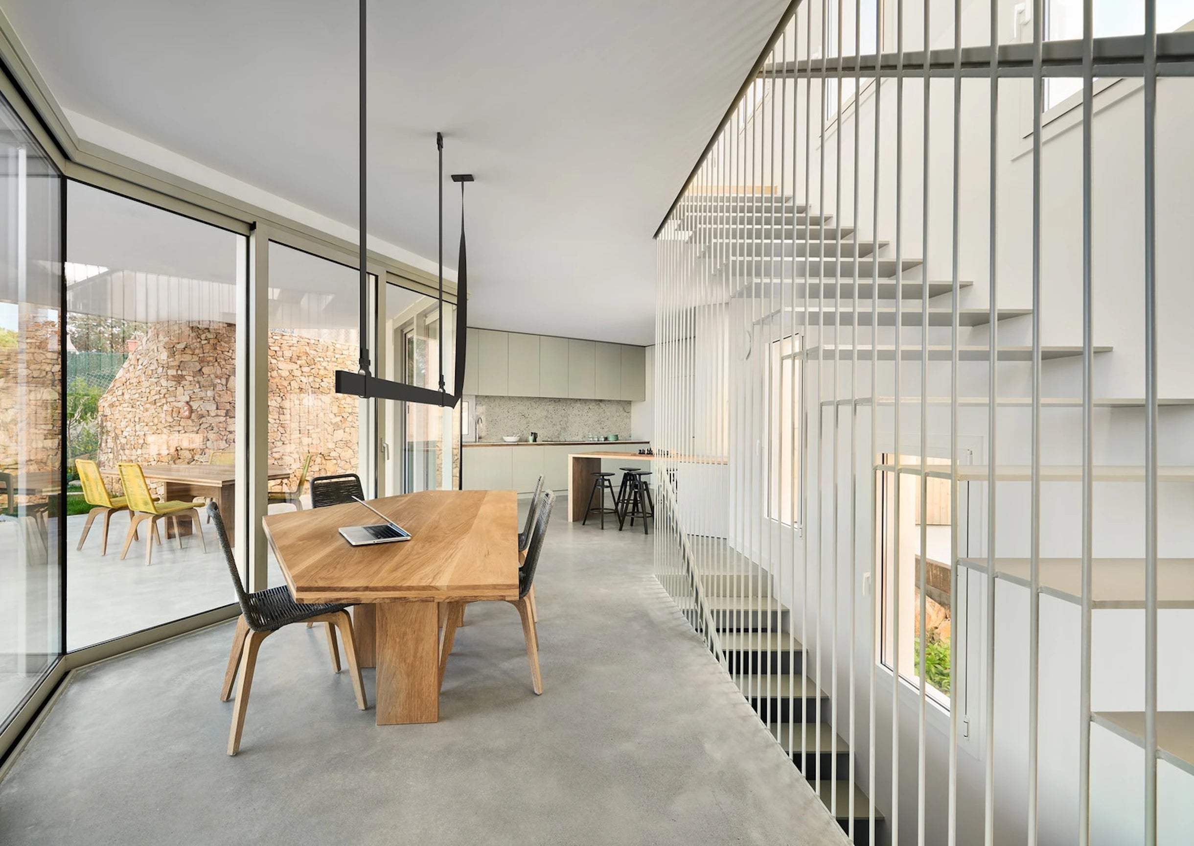 Pendelleuchte BELT schwarze Leder