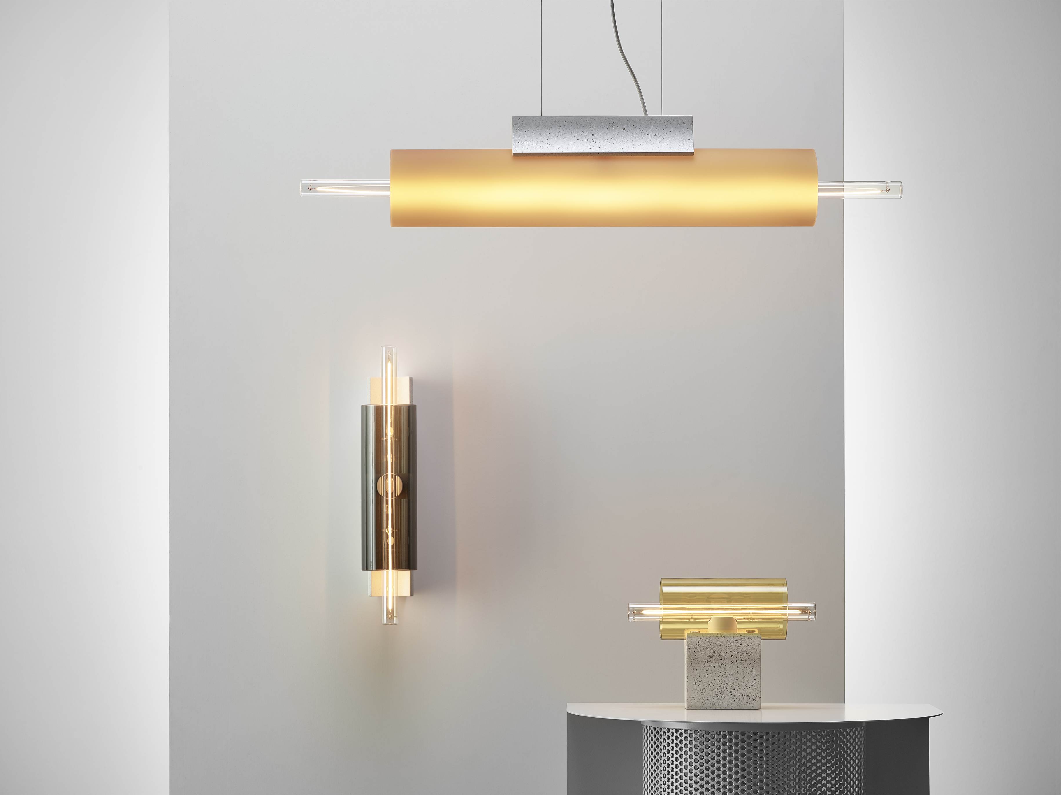 Overlay concrete wall lamp
